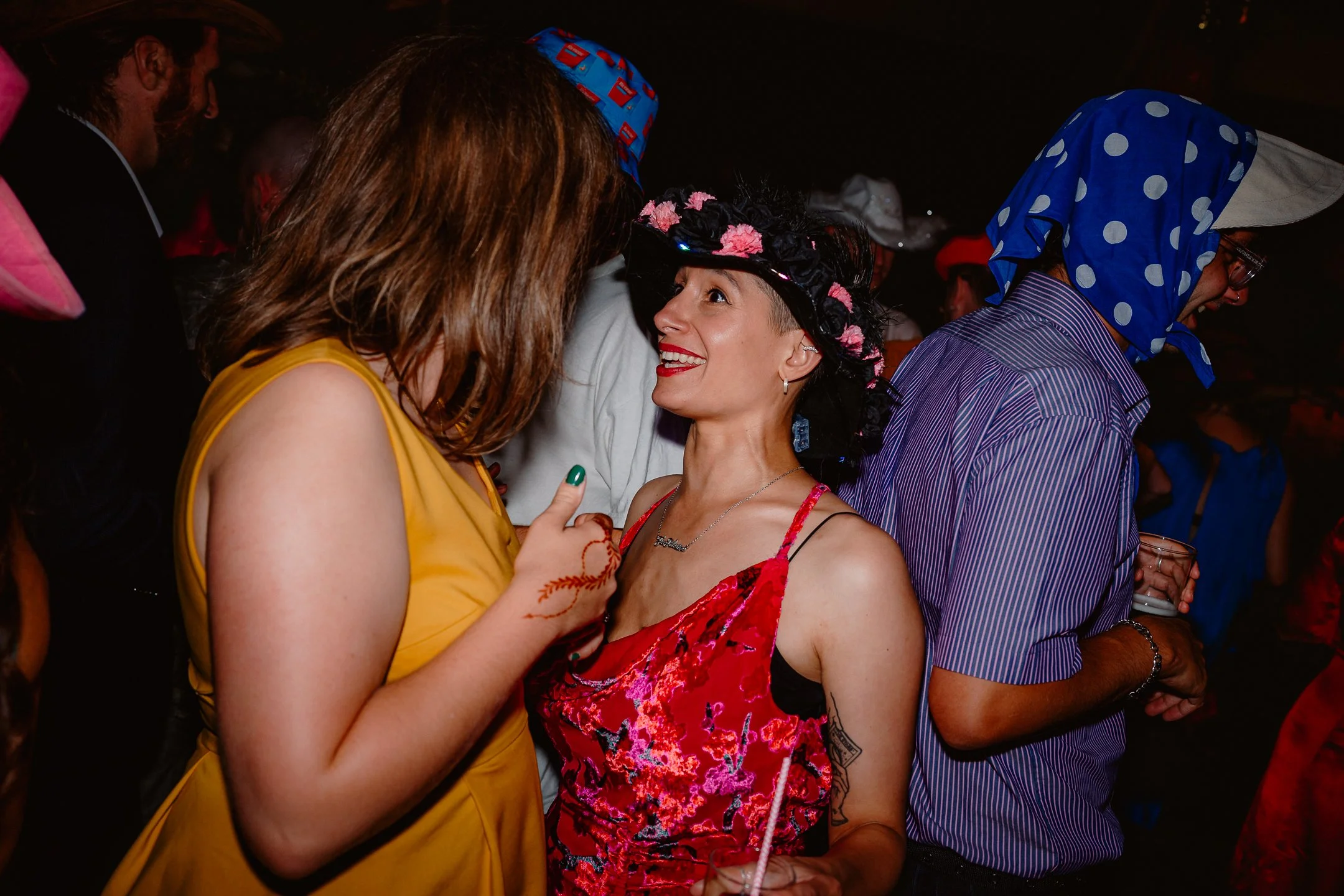 Ella & Chris - Bromwich park - LR --1131.jpg