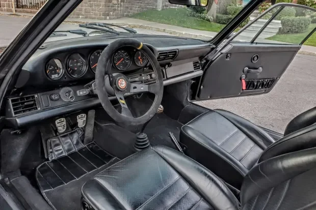 1987_porsche_911-carrera_Black-Interior-Leather.webp