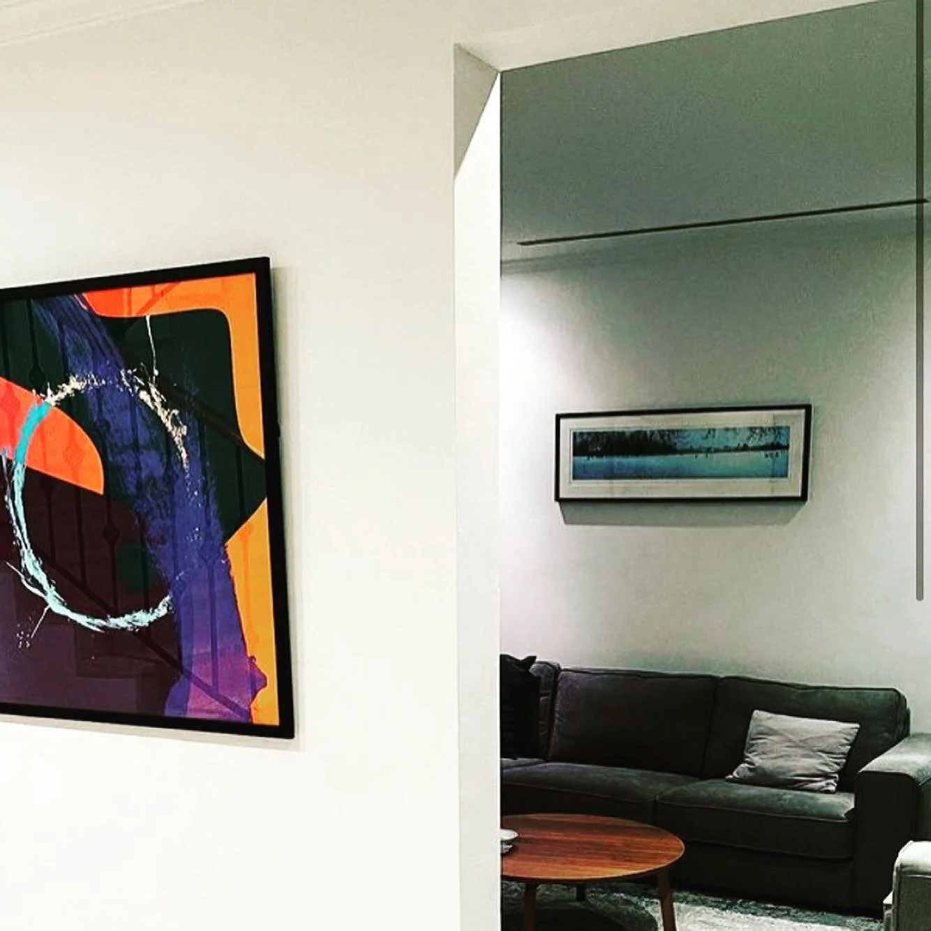 Nice to see the prints finding homes. This one out in Dubai. Thanks @ritchiecartwright 🙏🙏. 
Still a few colours left on my website, link in the bio. 

#abstractart #art #abstract #contemporaryart #artist #painting #abstractpainting #artwork #modern