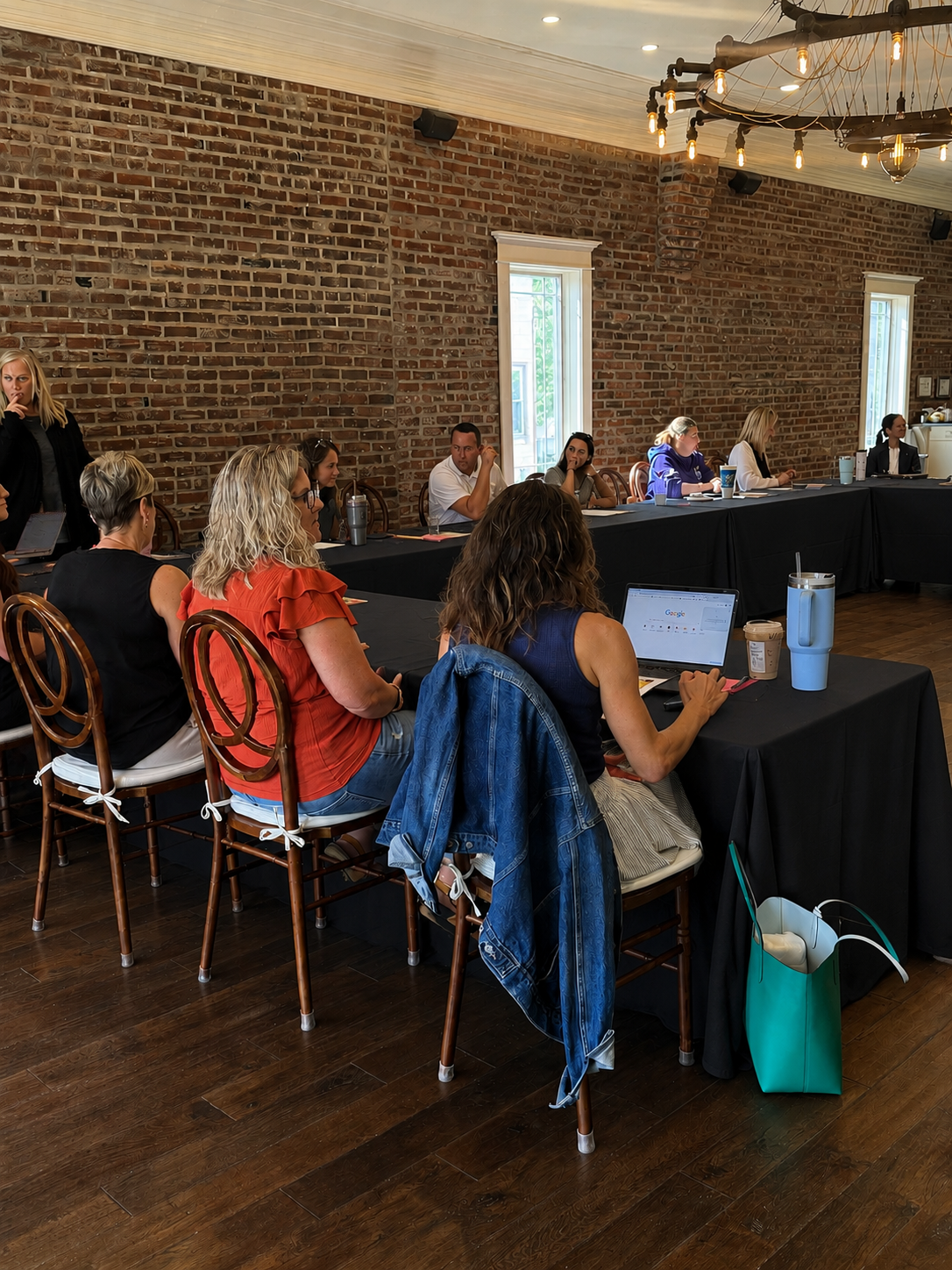 5 Reasons to Move Your Next Team Meeting Offsite