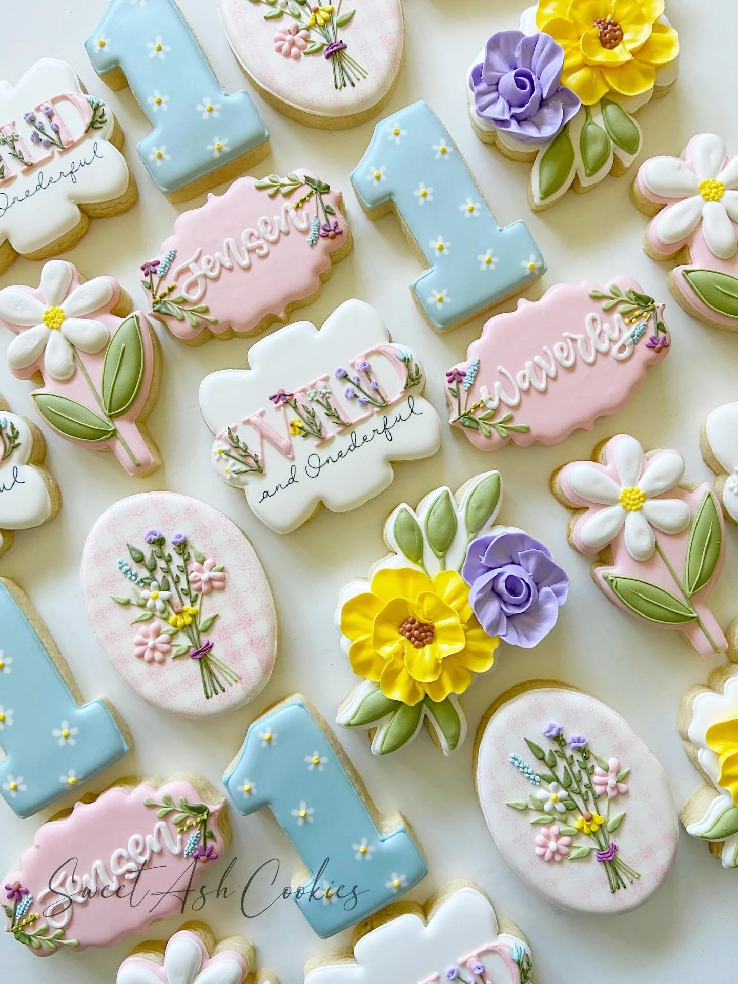 Waverly and Jensen are Wild and ONEderful 🌷🌻🌸

#cookiesofinstagram #wildflowercookies #wildandonederful