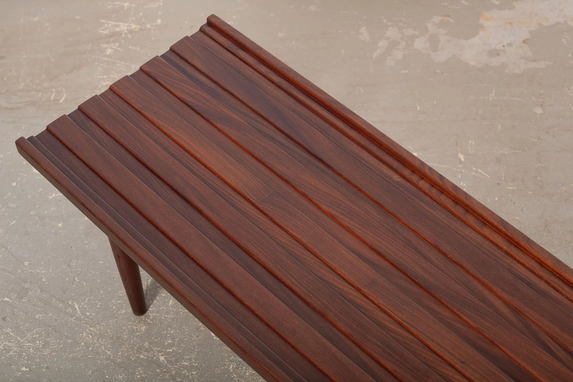 banc_table_cafe_teck_RS_detail2.jpg