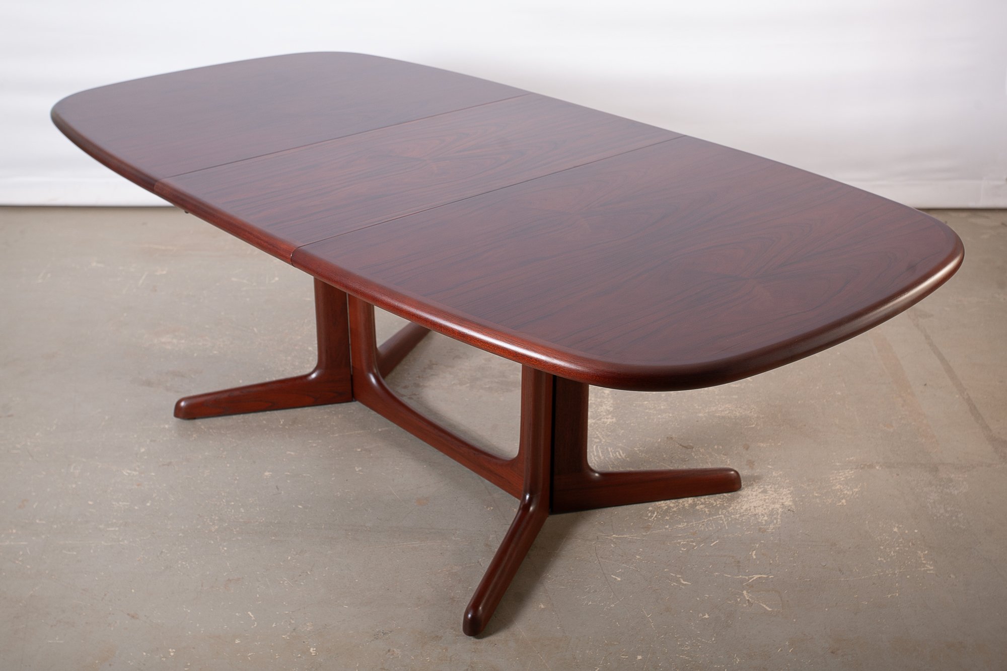 table_salle_manger_gudme_rosewood_1ext.jpg