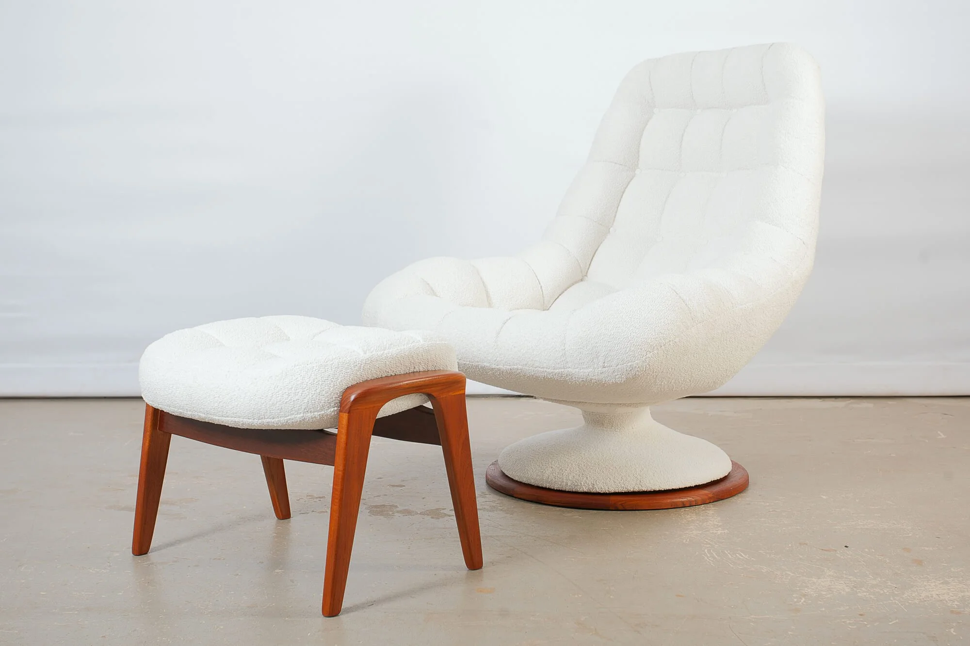fauteuil_lougne_r_huber_scoop_pivotant.jpg