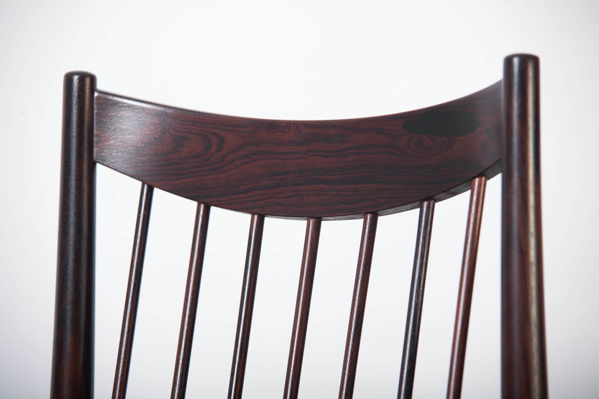 chaises_salle_manger_rosewood_helge_sibast_detail2.jpg