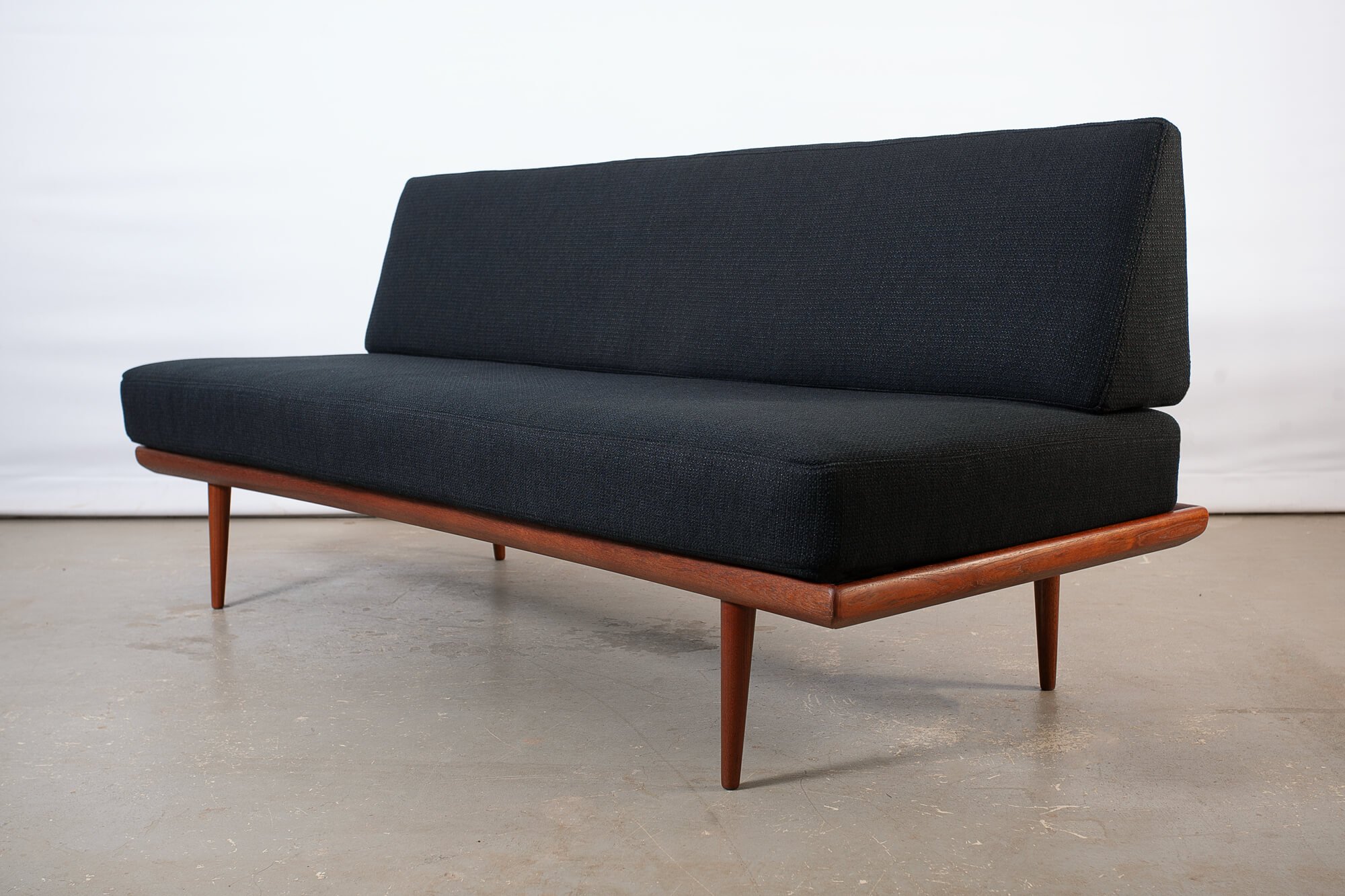 daybed_teck_peter_hvidt_france_sons.jpg