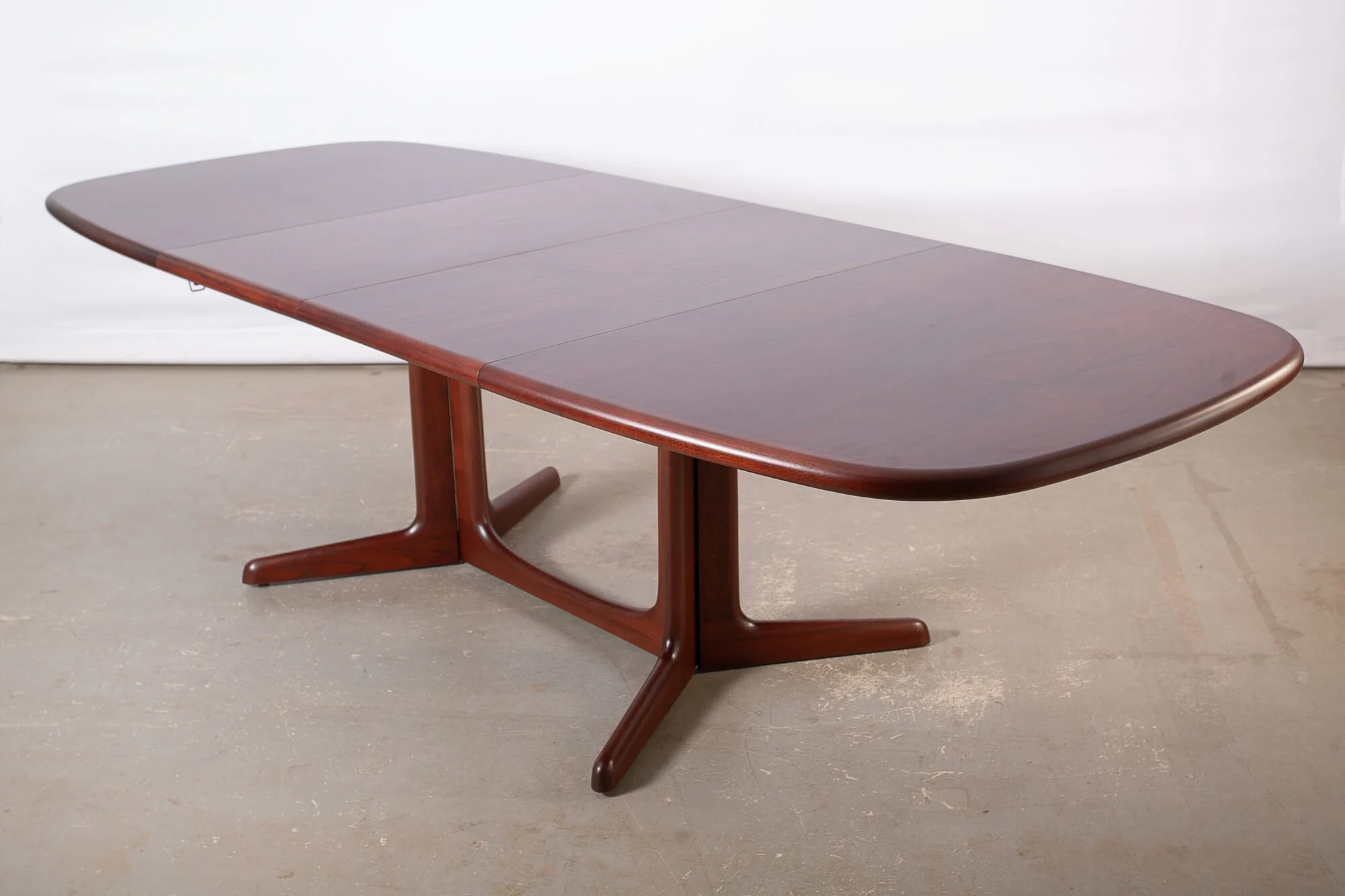 Table de salle à manger en bois de rose