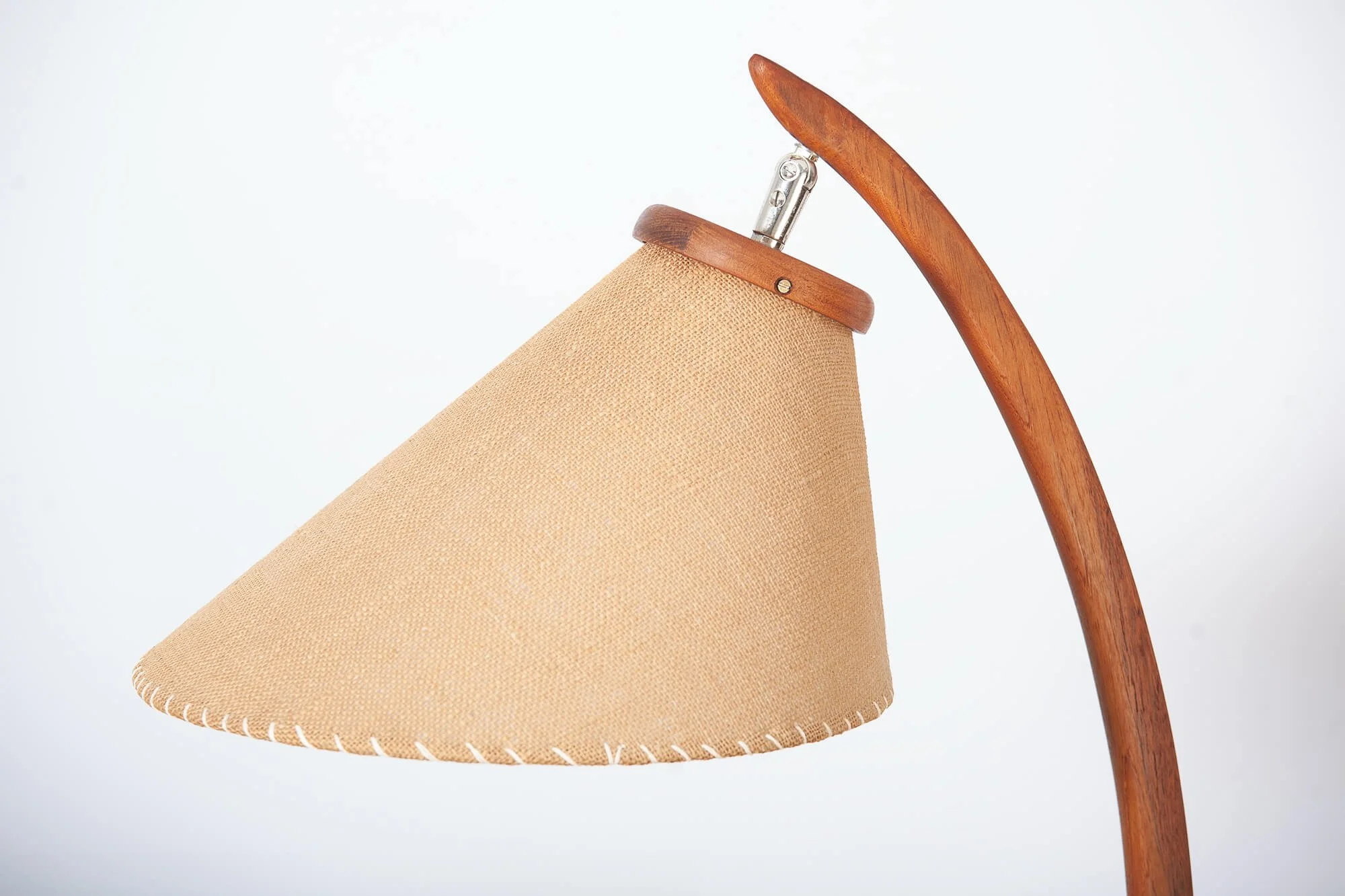 lampe_sol_teck_danemark_detail1.jpg