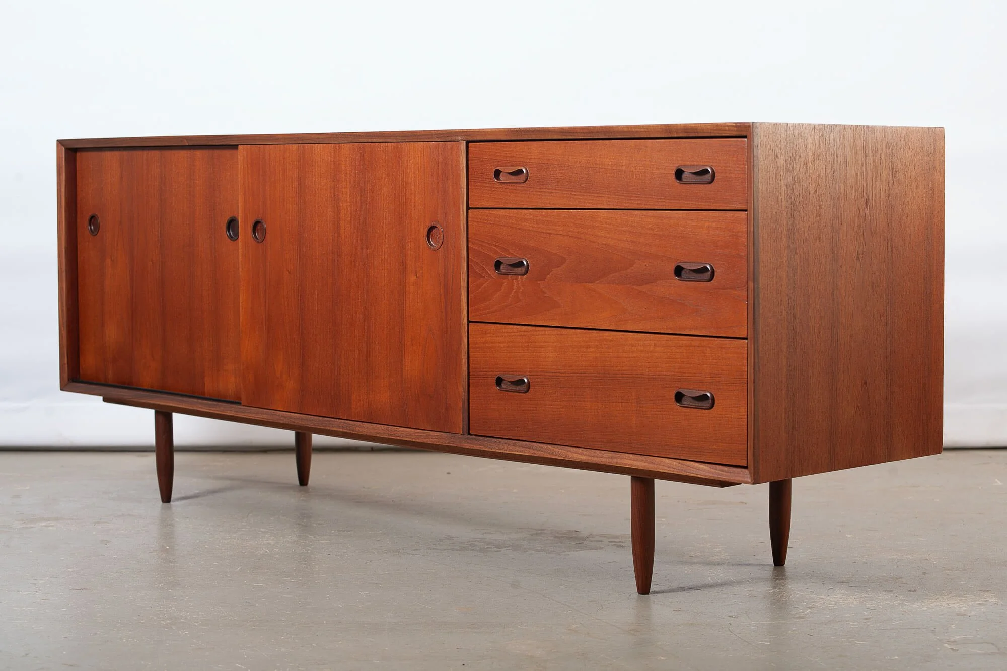 buffet_teck_punch_design.jpg