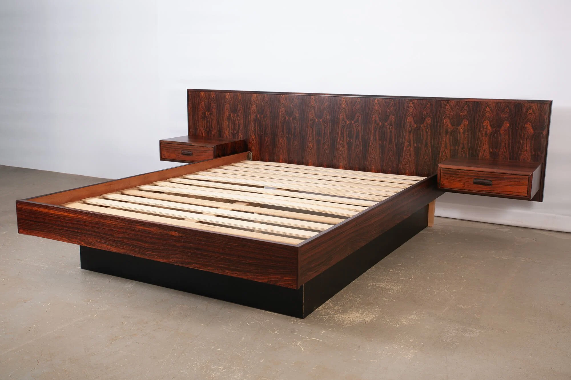 lit_double_rosewood_mobican.jpg