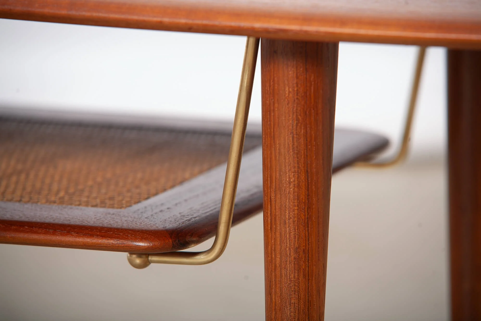 table_basse_teck_peterhvidt_francedaverkosen_detail1.jpg