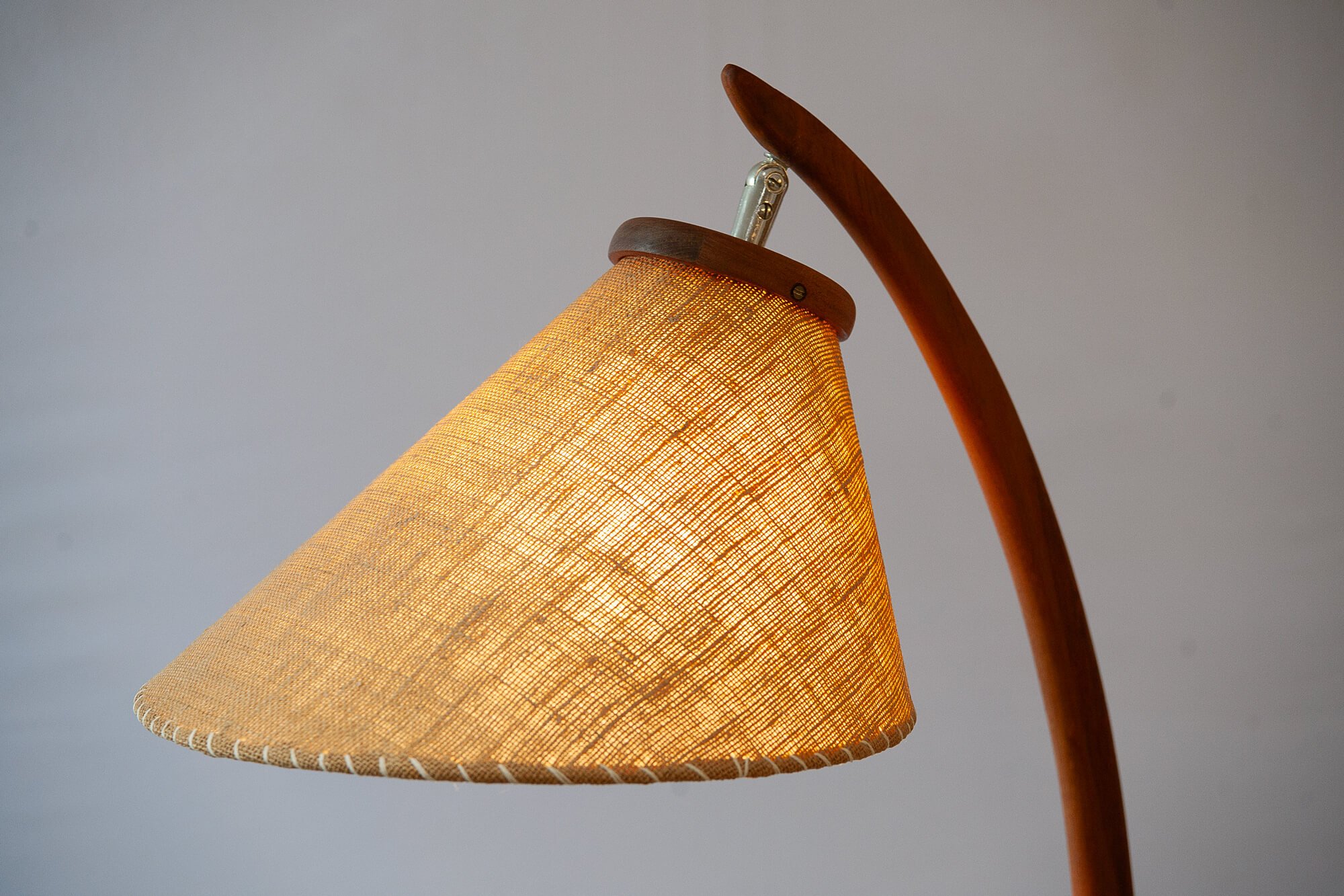 lampe_sol_teck_danemark_detail2.jpg