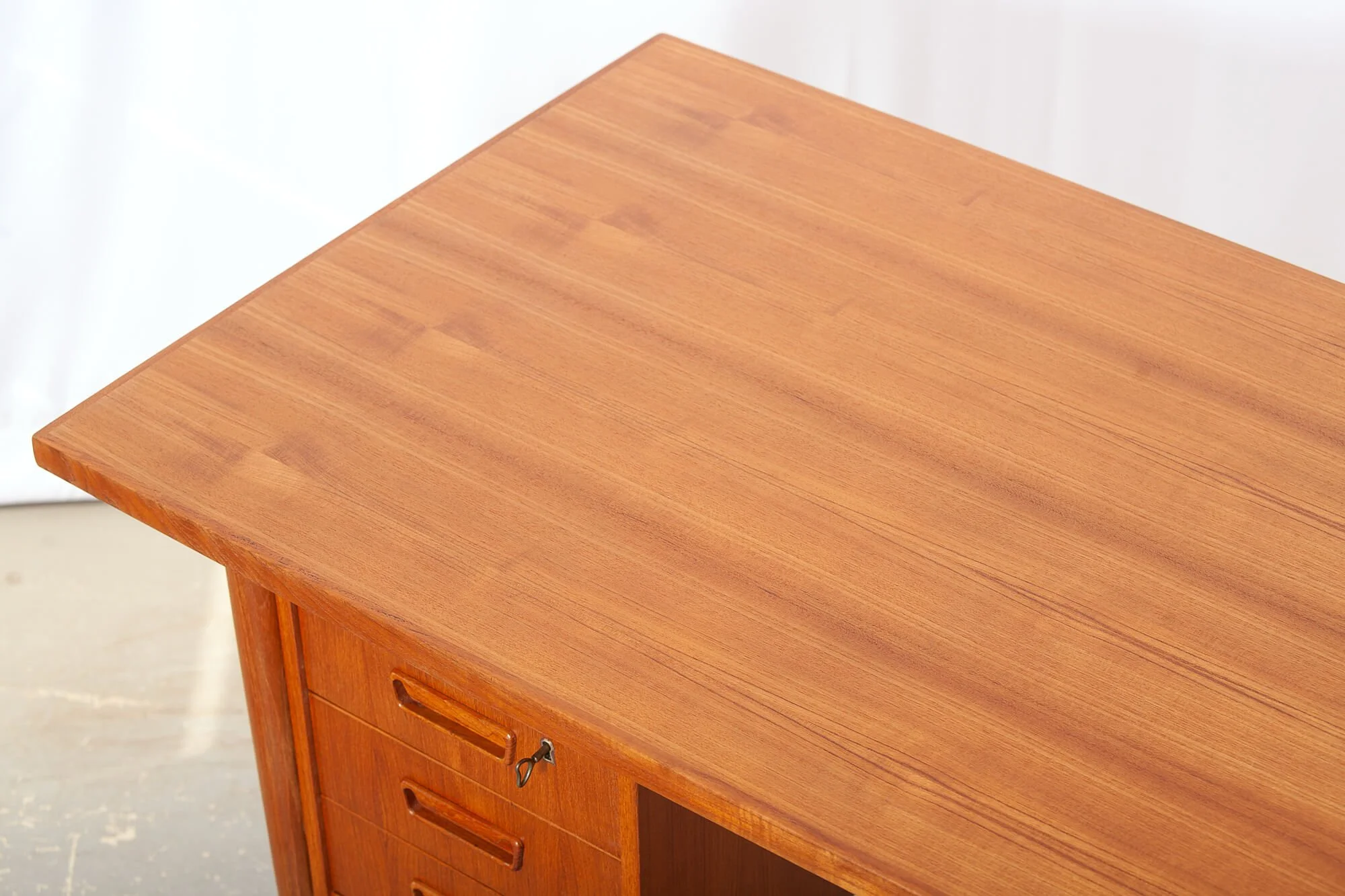 bureau_teck_ejsing_tibergaard_detail3.jpg