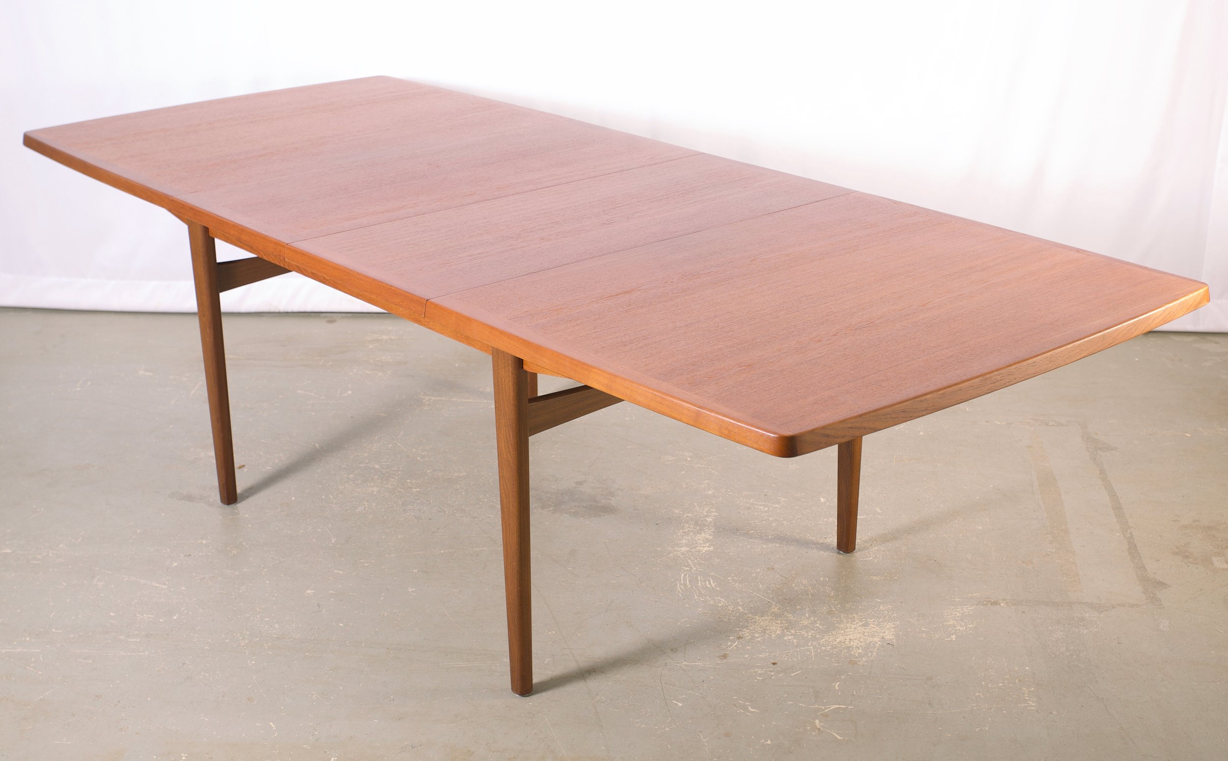 table_salle_manger_teck_mobican_longue_1_2ext.jpeg
