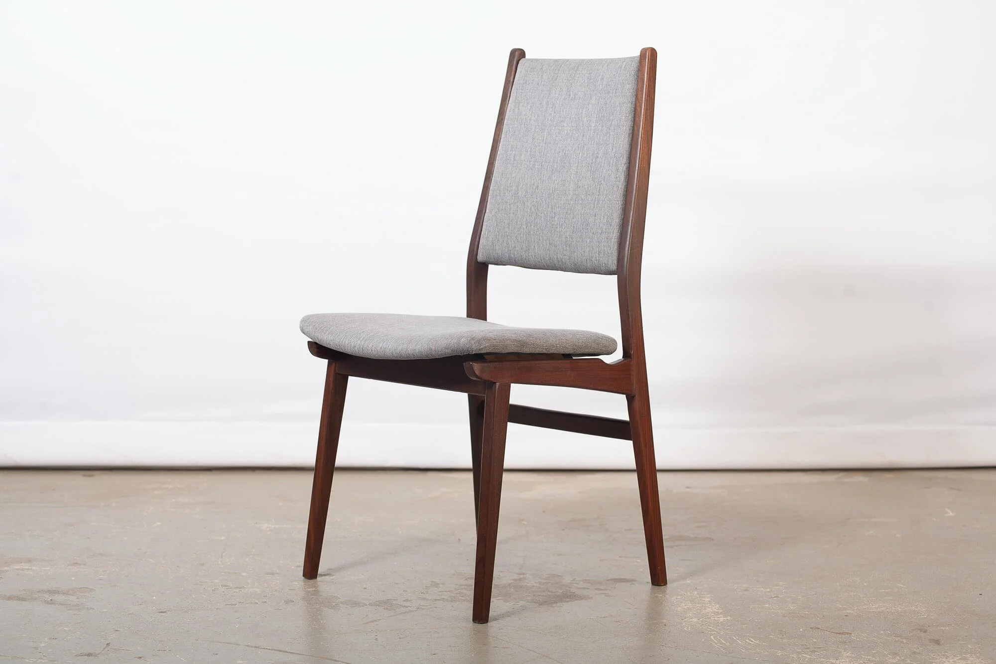 4 chaises de salle à manger en teck