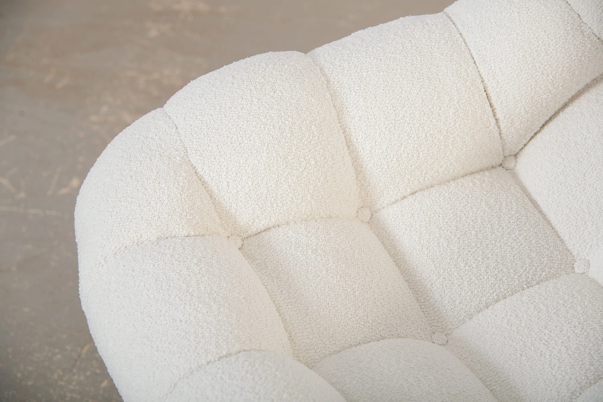 fauteuil_lougne_r_huber_scoop_pivotant_detail1.jpg