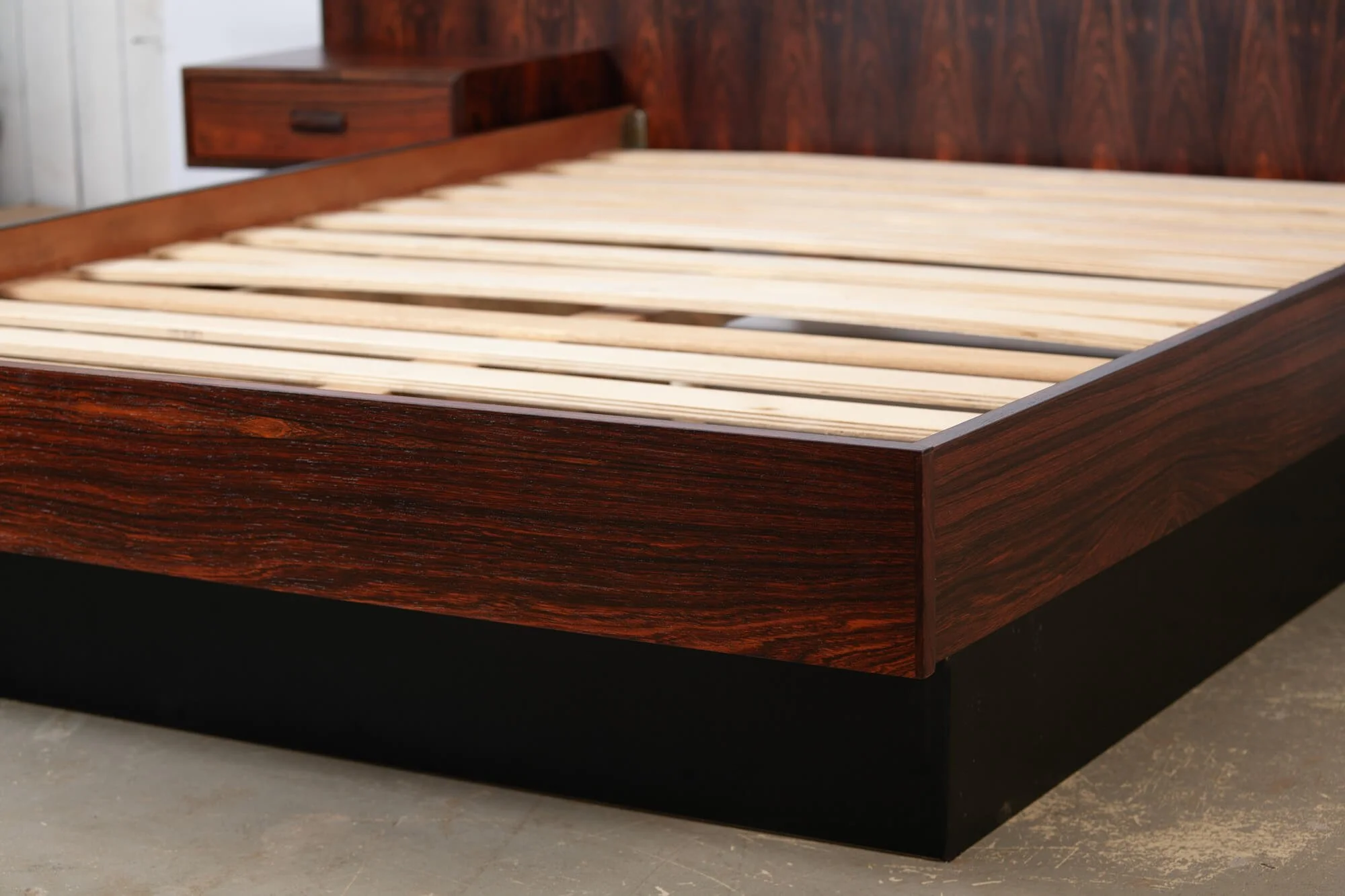 lit_double_rosewood_mobican_detail1.jpg