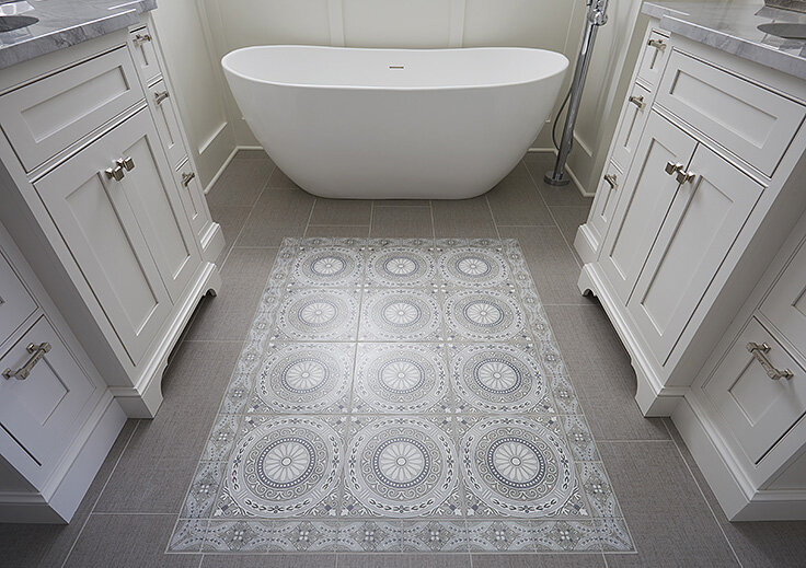 Bath floor feature rug