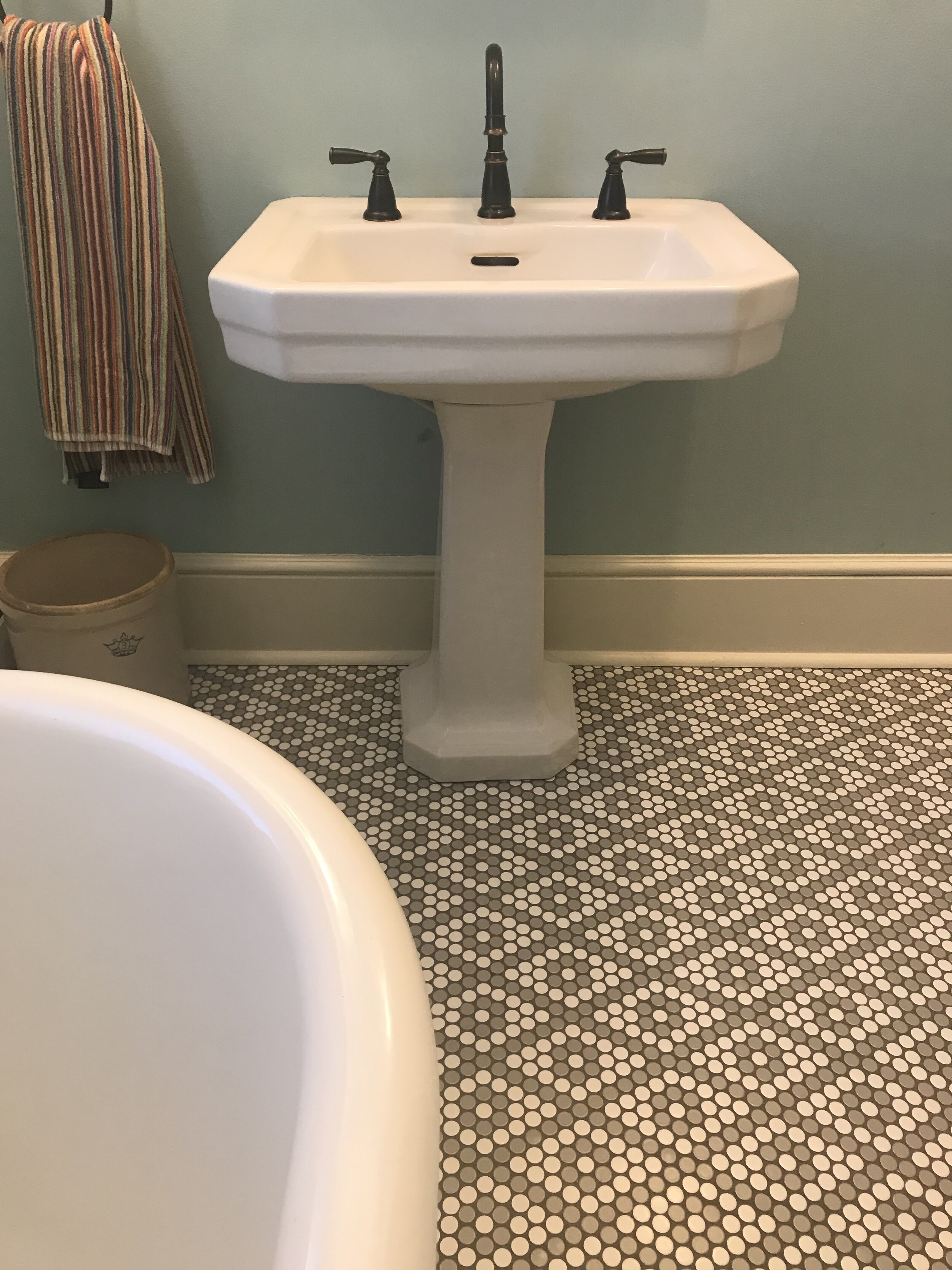 Farmhouse Bath Floor Ideas