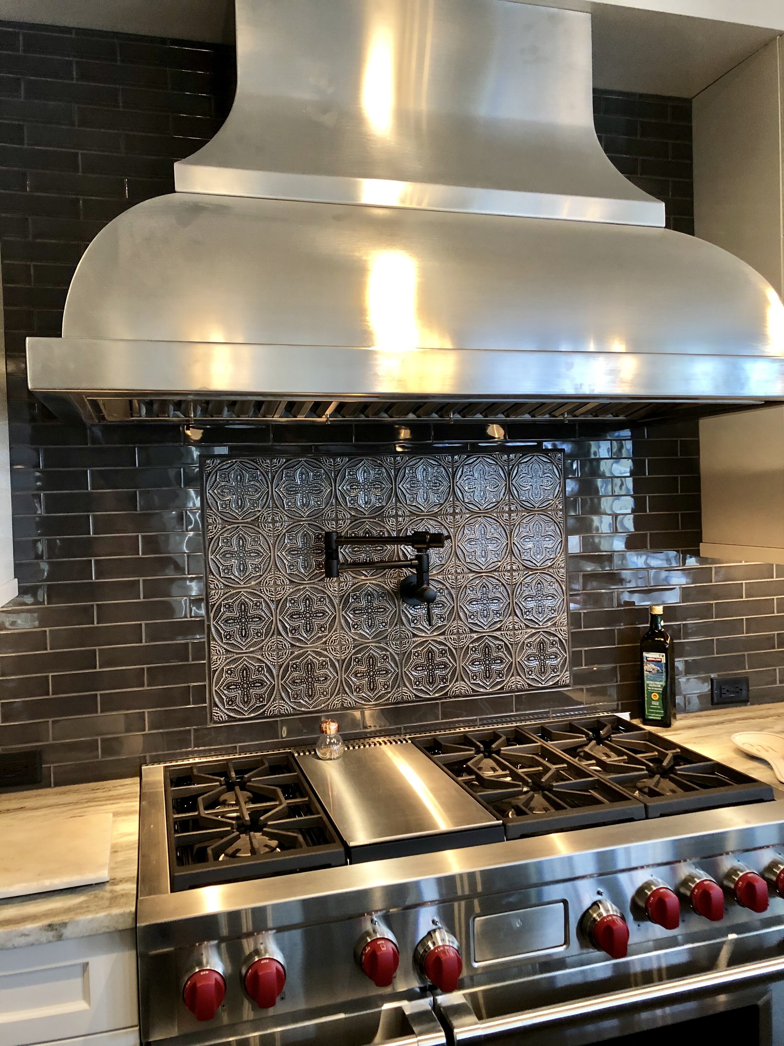 Kitchen Stove Range Hood Tile Feature