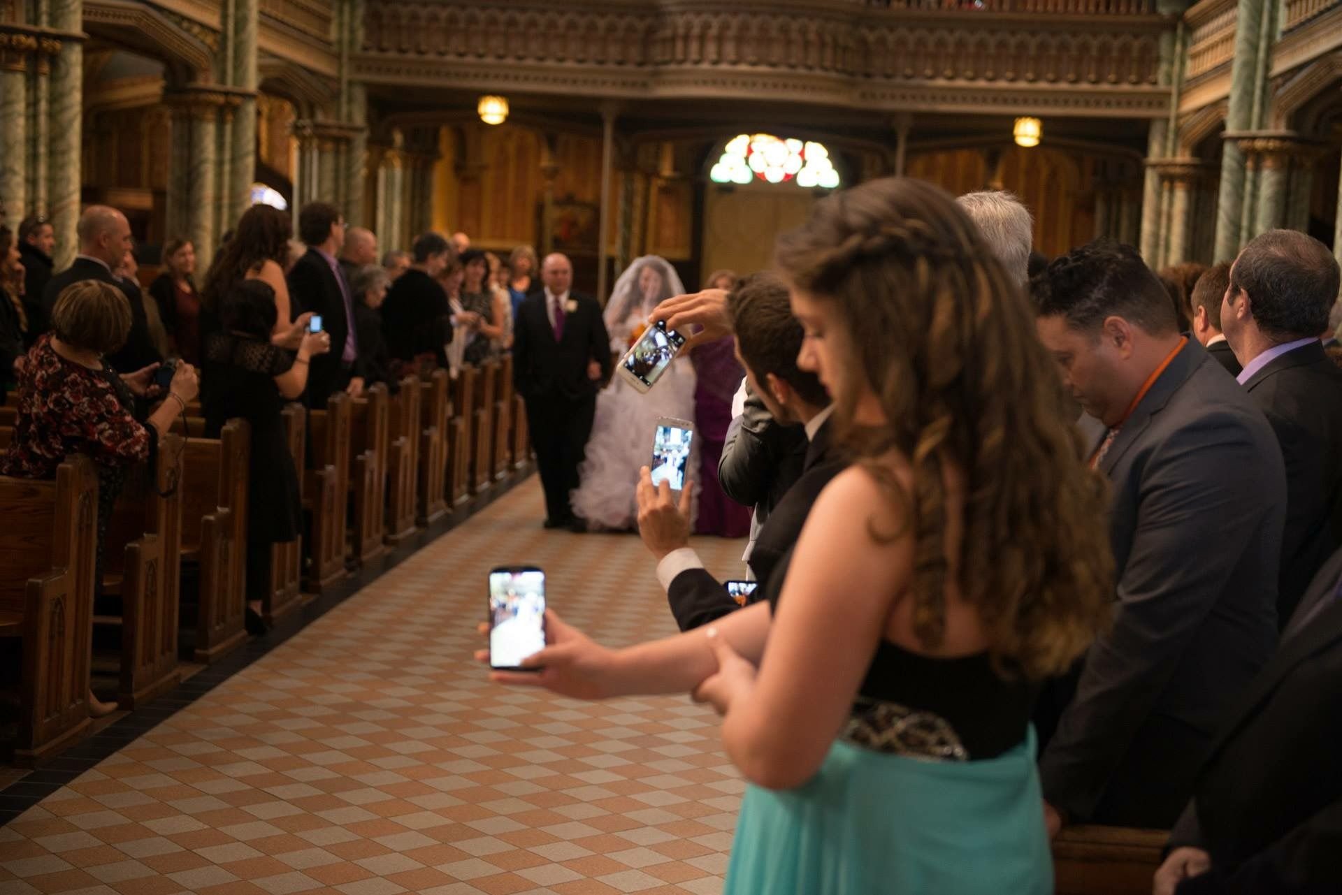 Cell phones ruin wedding 3.jpg