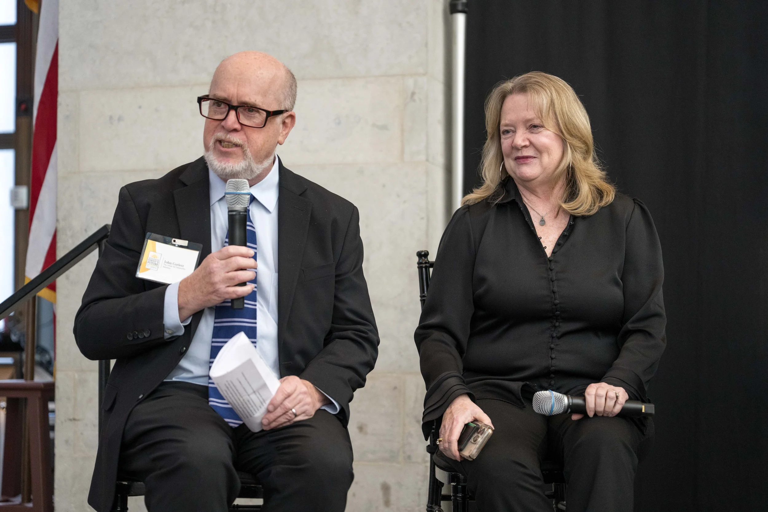  John Corlett and Marcia Egbert, 2 of AOF’s founders, in a fireside chat onstage with Tara Britton and Joree Novotny. 