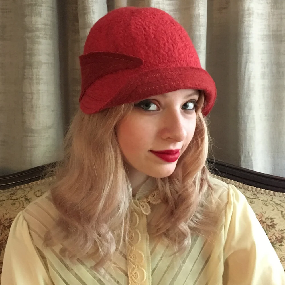 tina_red_left.jpg?format=1000w