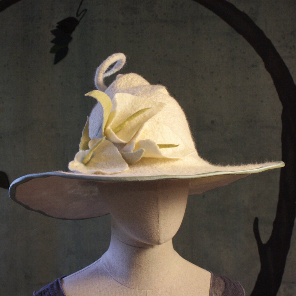 White+Witch+Front.jpg?format=1000w display picture 2