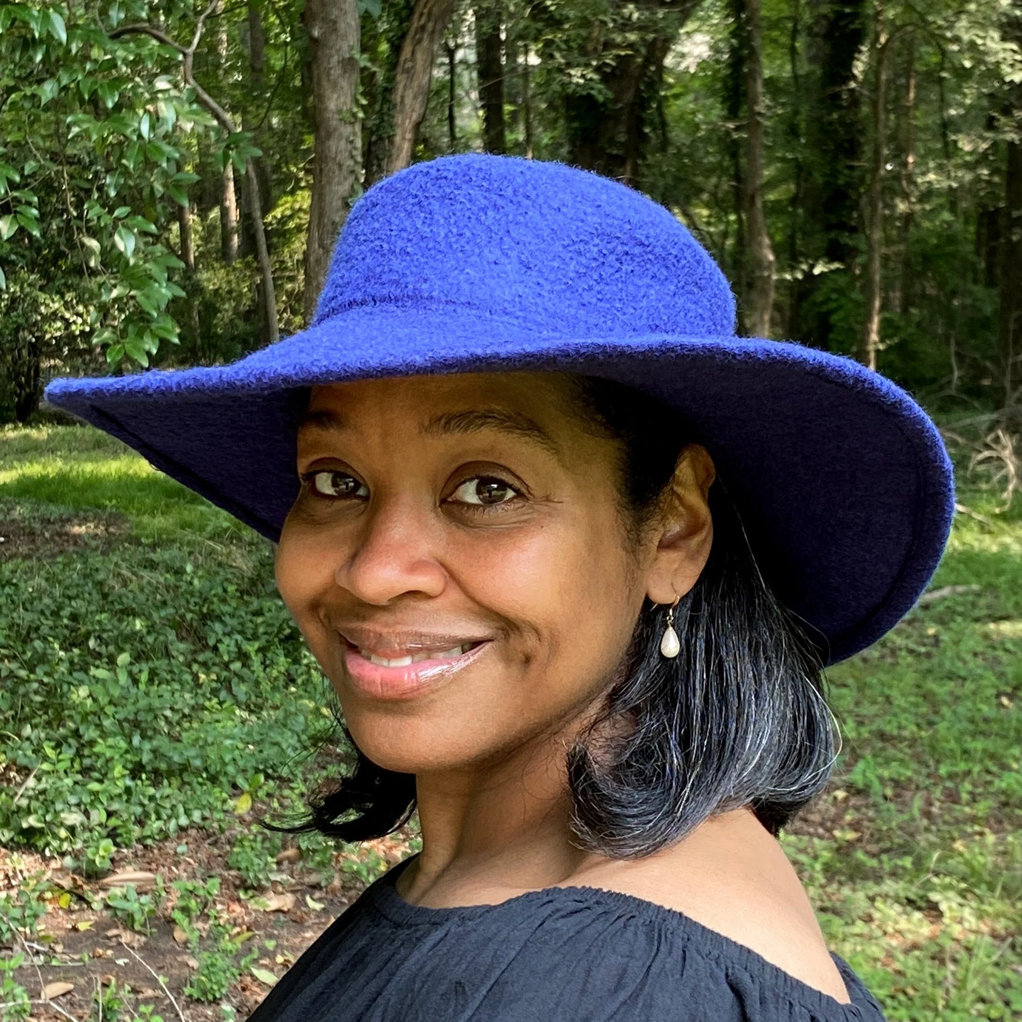 Roamer Tanzanite Front Angle Left.jpg