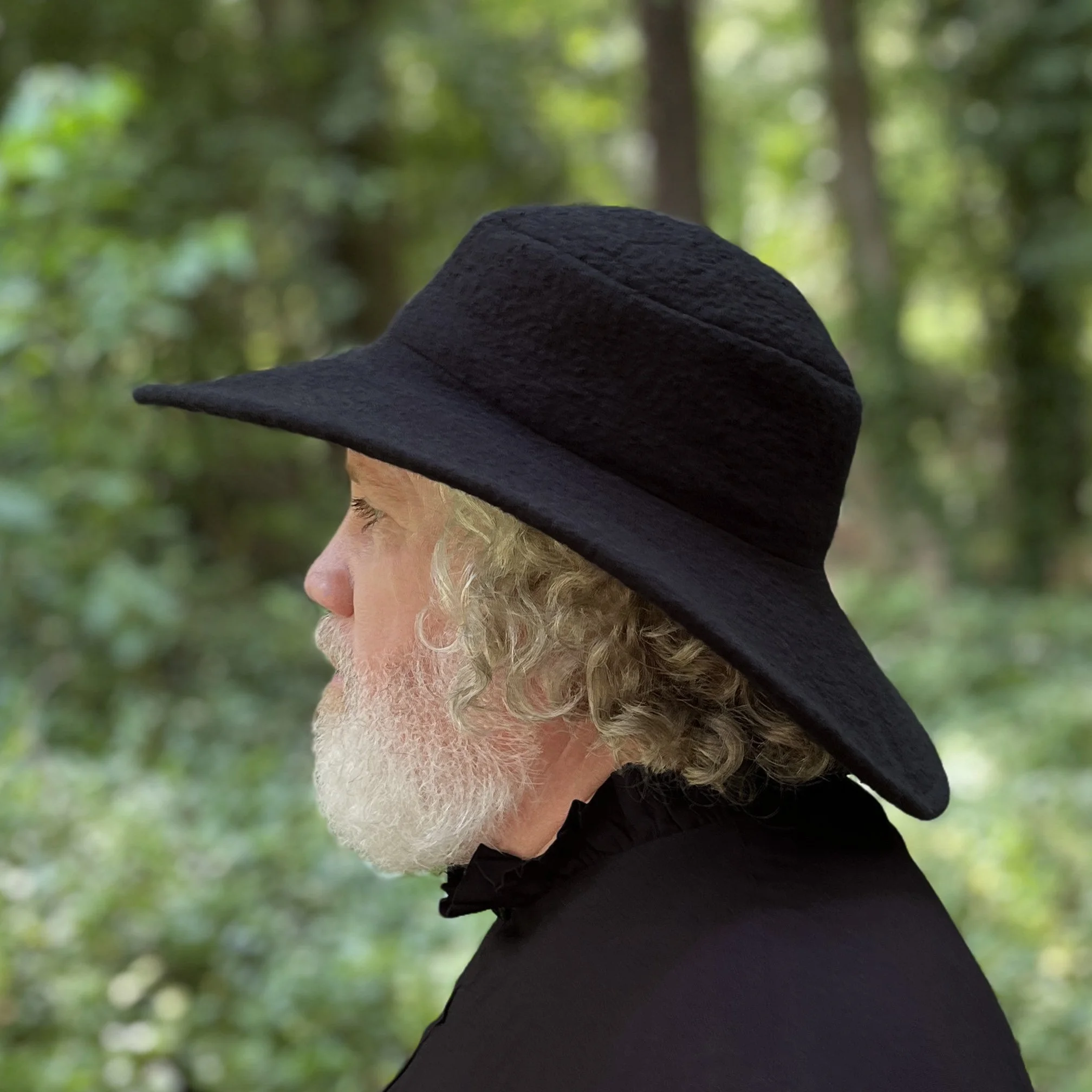 Roamer Black Side Left.jpg