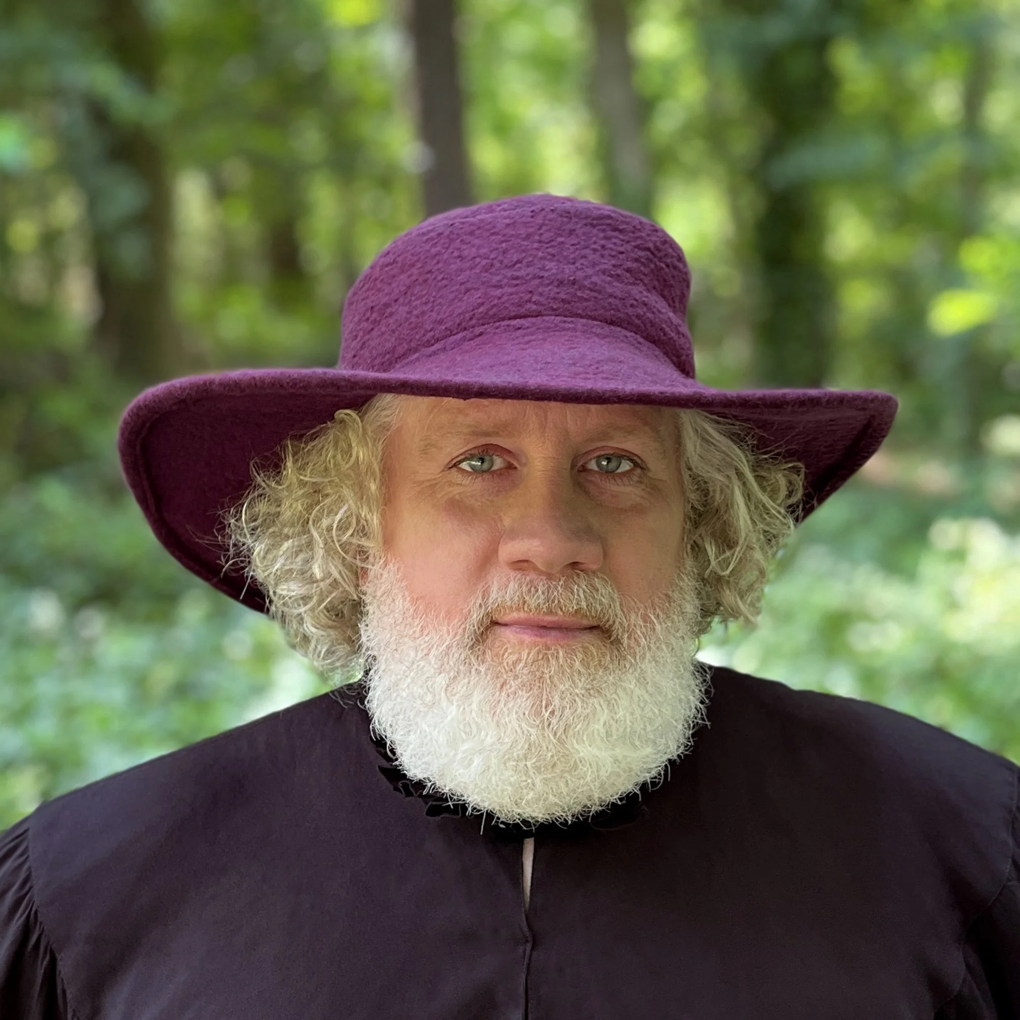 Roamer Damson Front.jpg