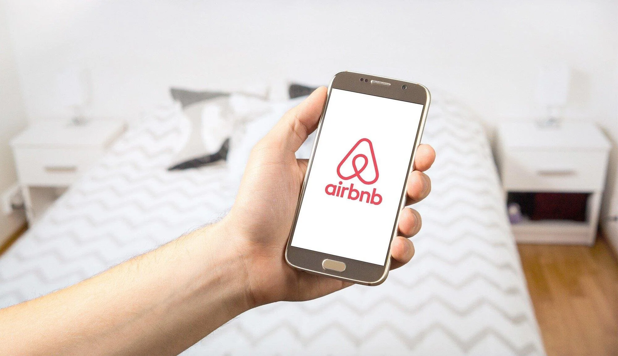 15 Key Questions to Ask Your Airbnb Realtor in Scottsdale