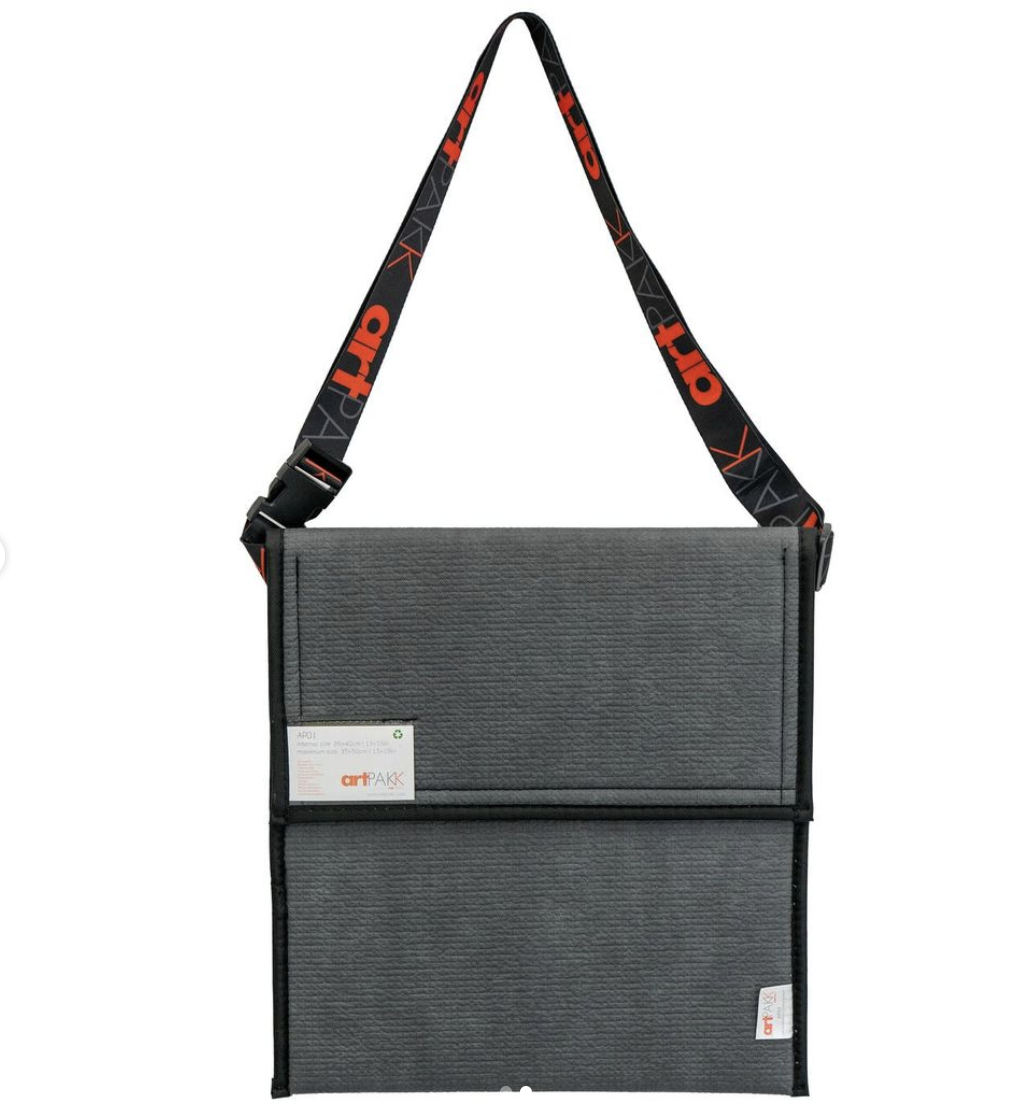 ArtPakk bag with strap 02.png