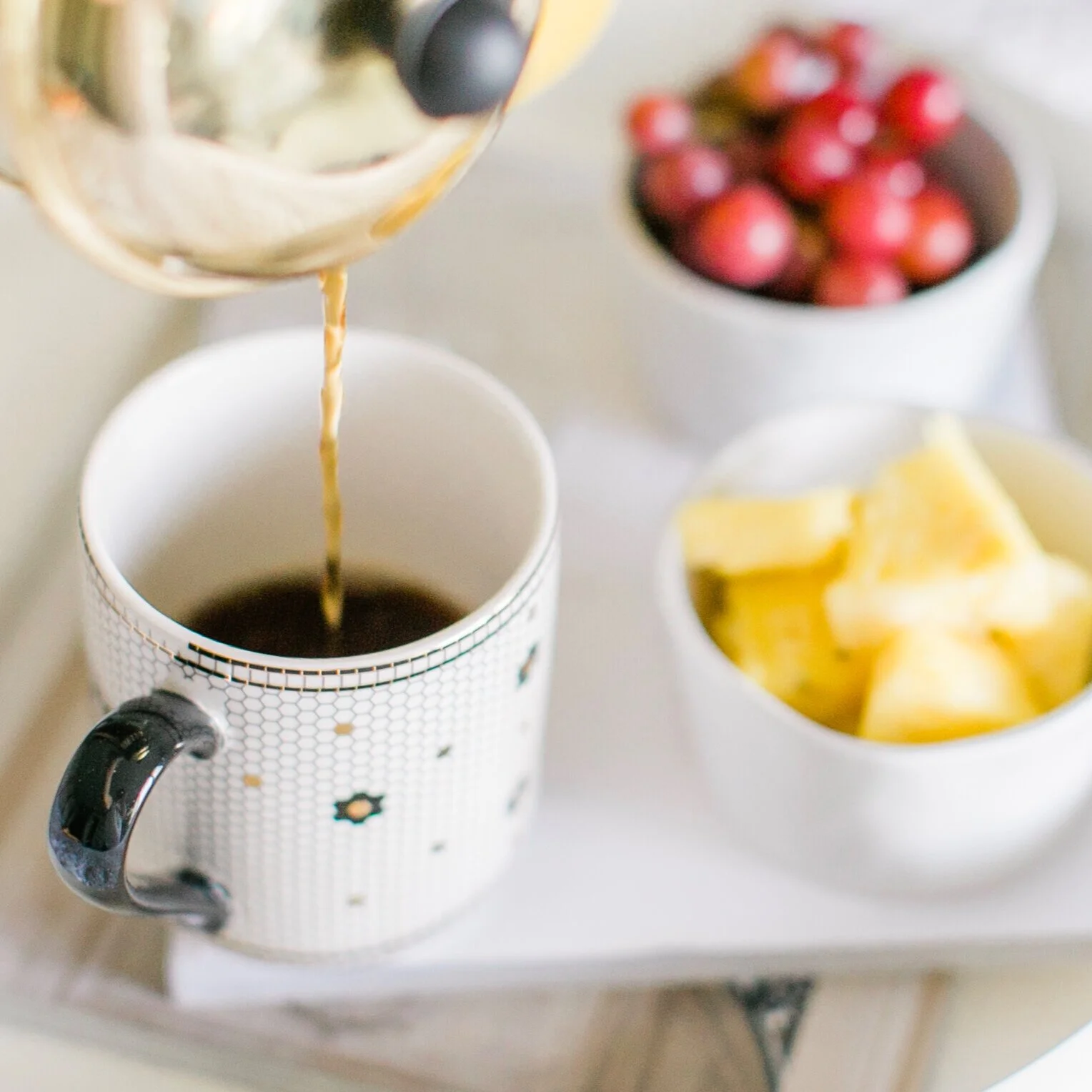 Girls Night #52: How To Declutter Your Home (and De-stress Your Life)!