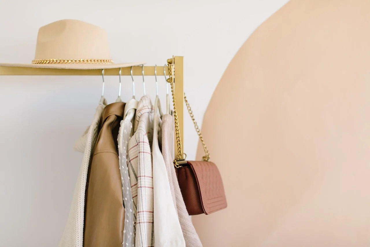 Girls Night #292: The Surprising Reason Why Your Closet is Full but You Have Nothing to Wear