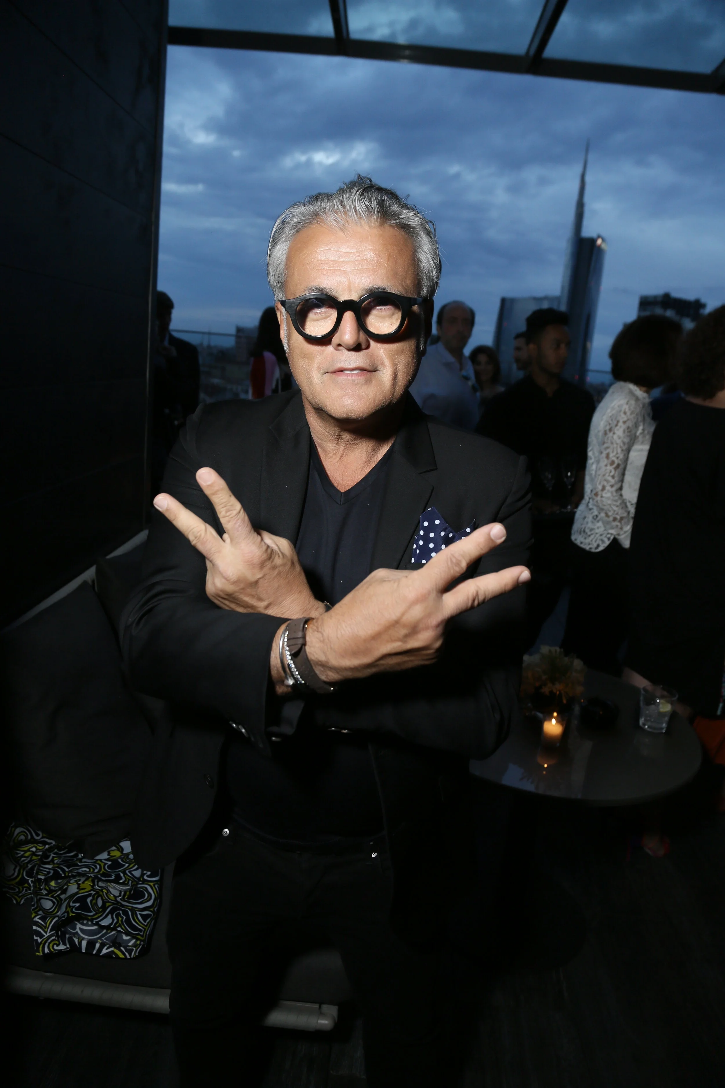 647509069OO00022_GQ_Celebra.JPG