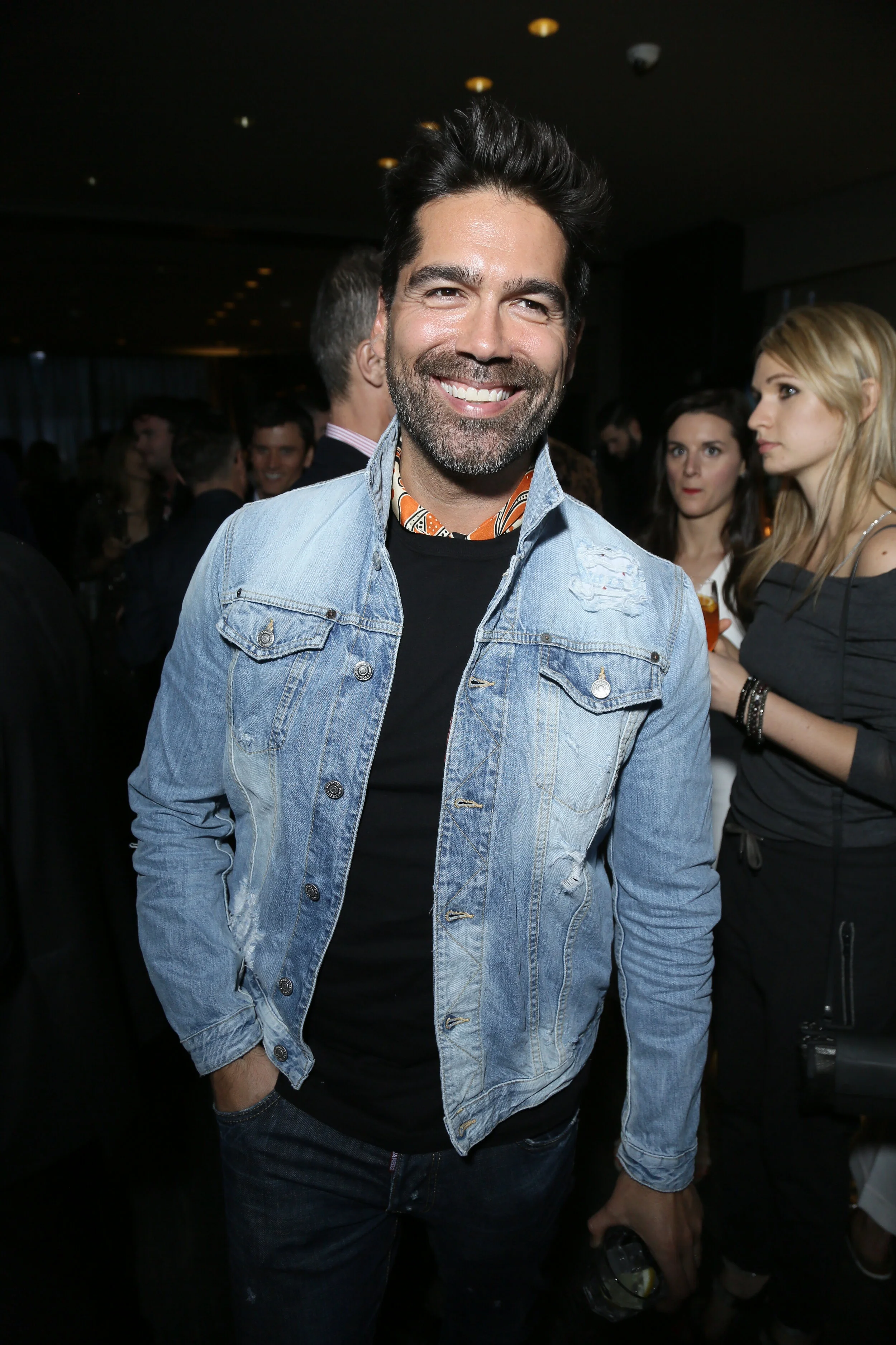647509069OO00024_GQ_Celebra.JPG
