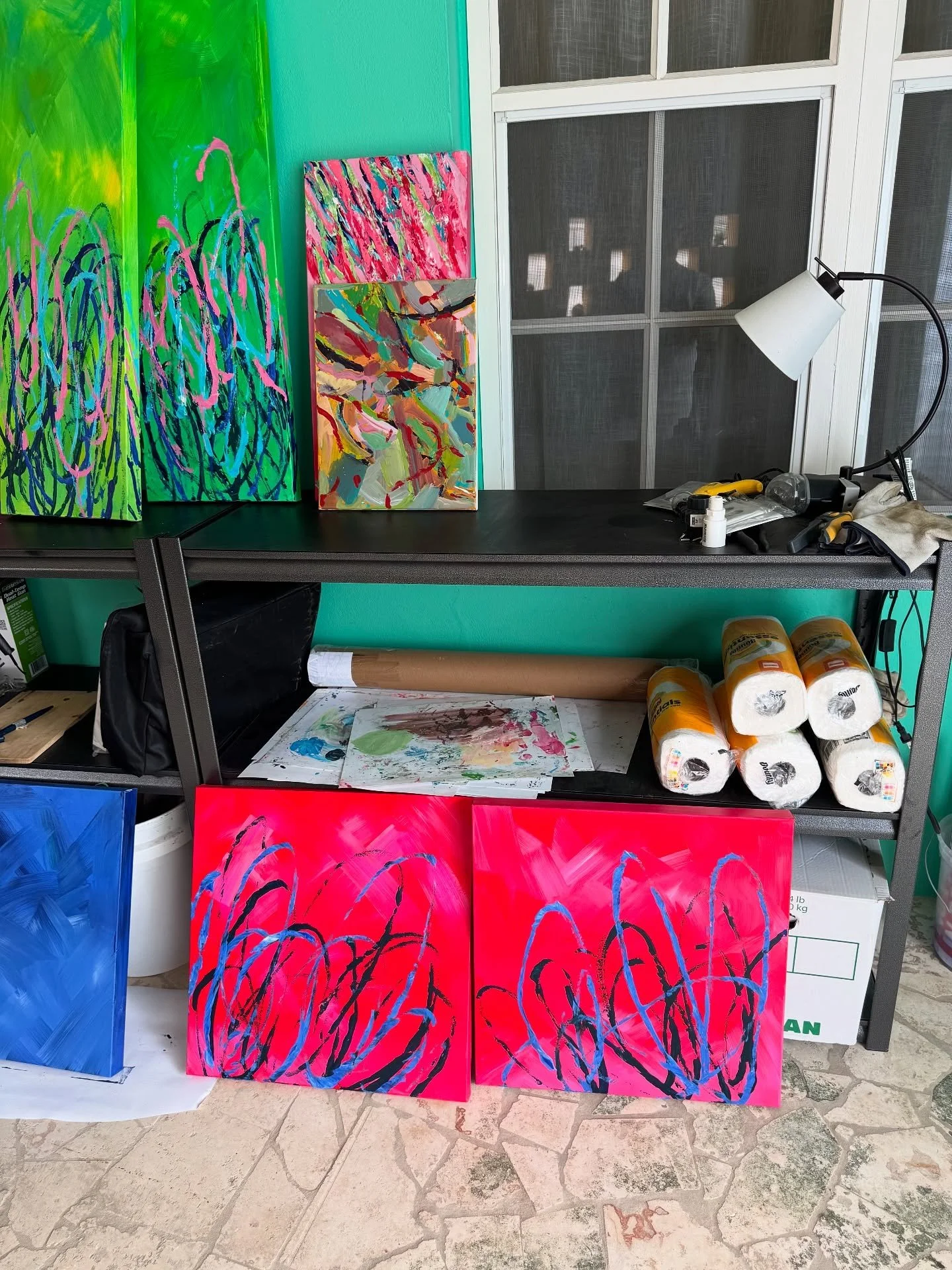 I reach my limit in 5 min! Wanted to be sure to wish you all a safe, healthy, happy fourth. Here is a snapshot of going’s on in my studio! What justice or injustice do you mournfully express? What colors storm your thoughts and give you hop