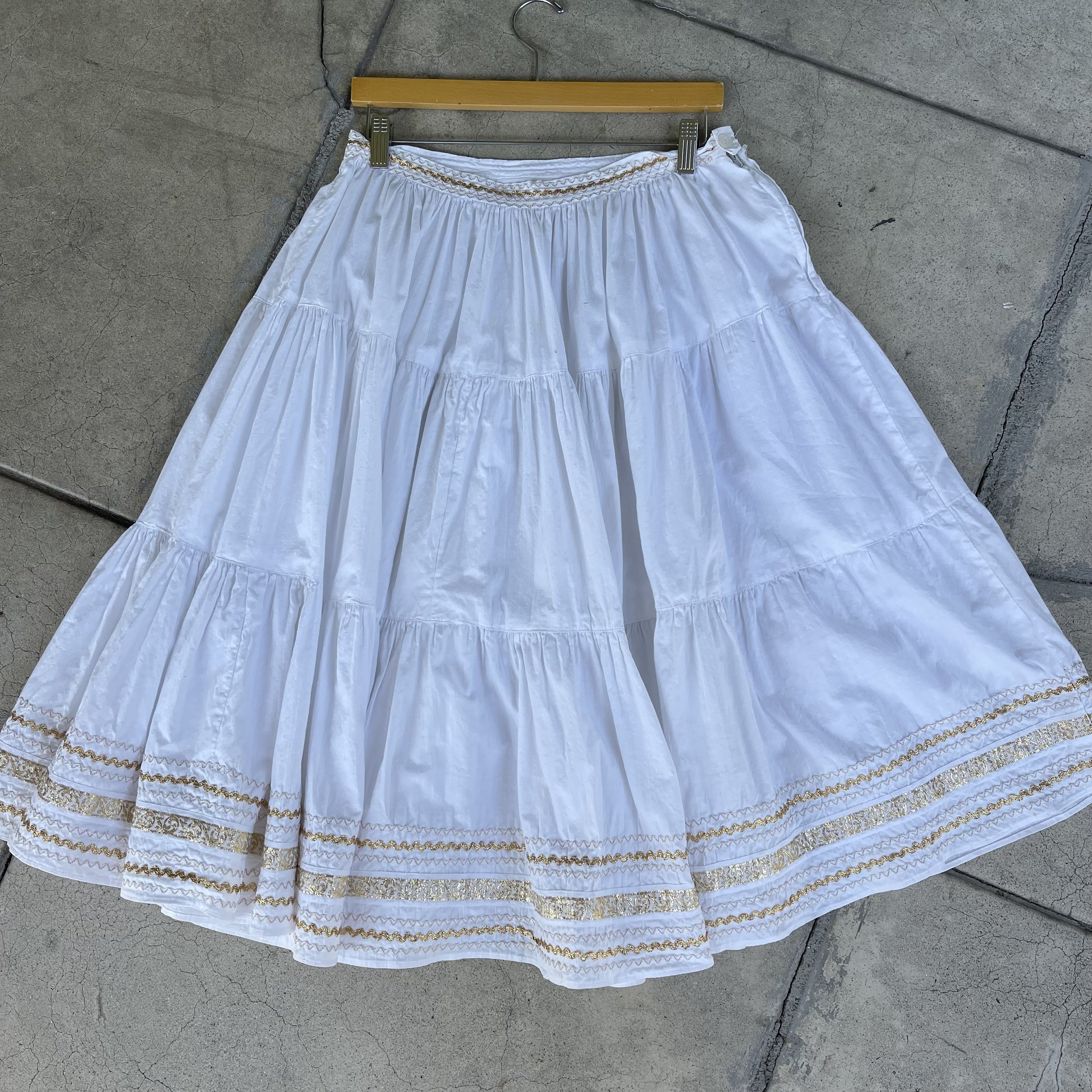 https://i.etsystatic.com/9511646/r/il/86e941/4101620441/il_fullxfull.4101620441_scrq.jpg