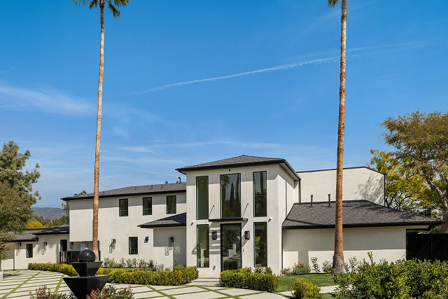 320 Patrician Way