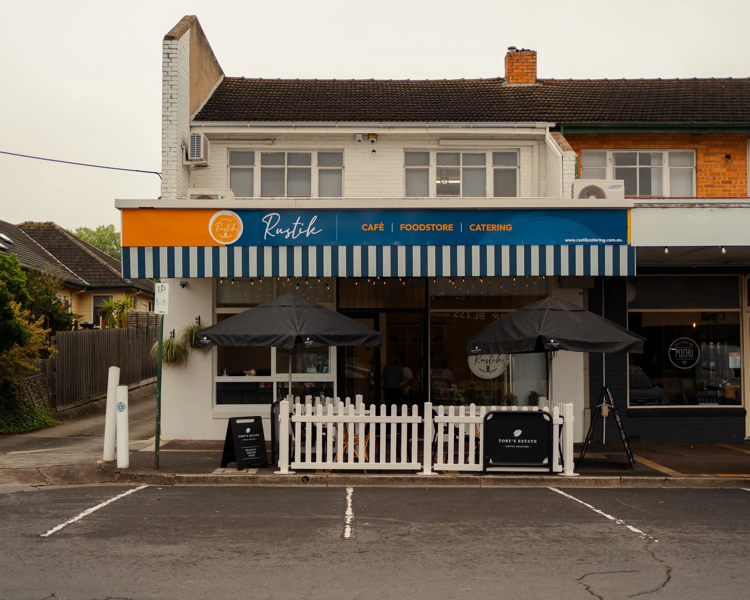 Blackburn Location — Rustik