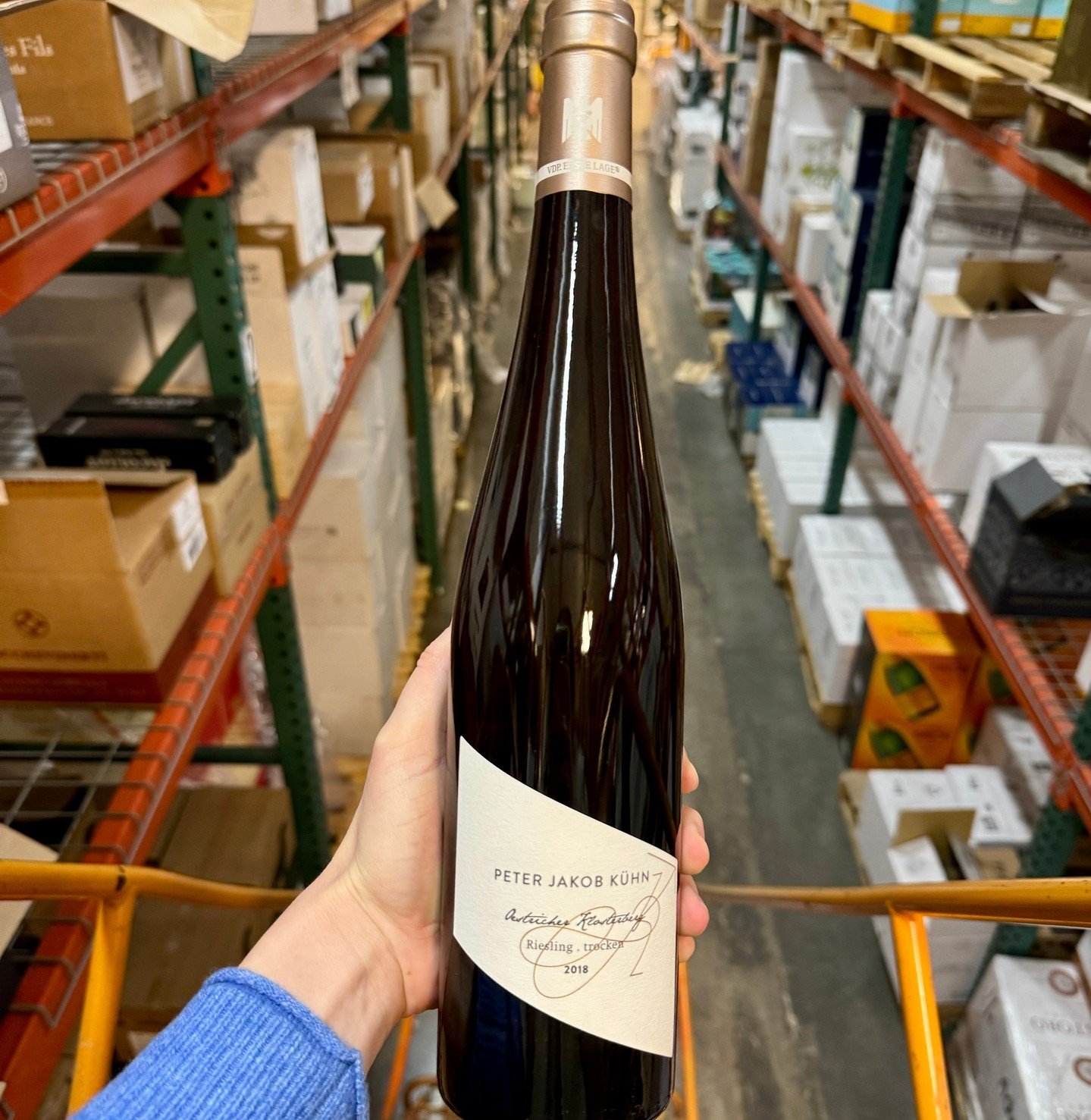 Friday Action Wine Picks: Peter Jakob Kuhn 'Oestricher Klosterberg' Riesling Trocken Reingau, Germany 2018 

The experience of Peter Jakub Kuhn spans 230 years and 11 generations. Biodynamically farmed since 2004, these wines are deeply connected wit