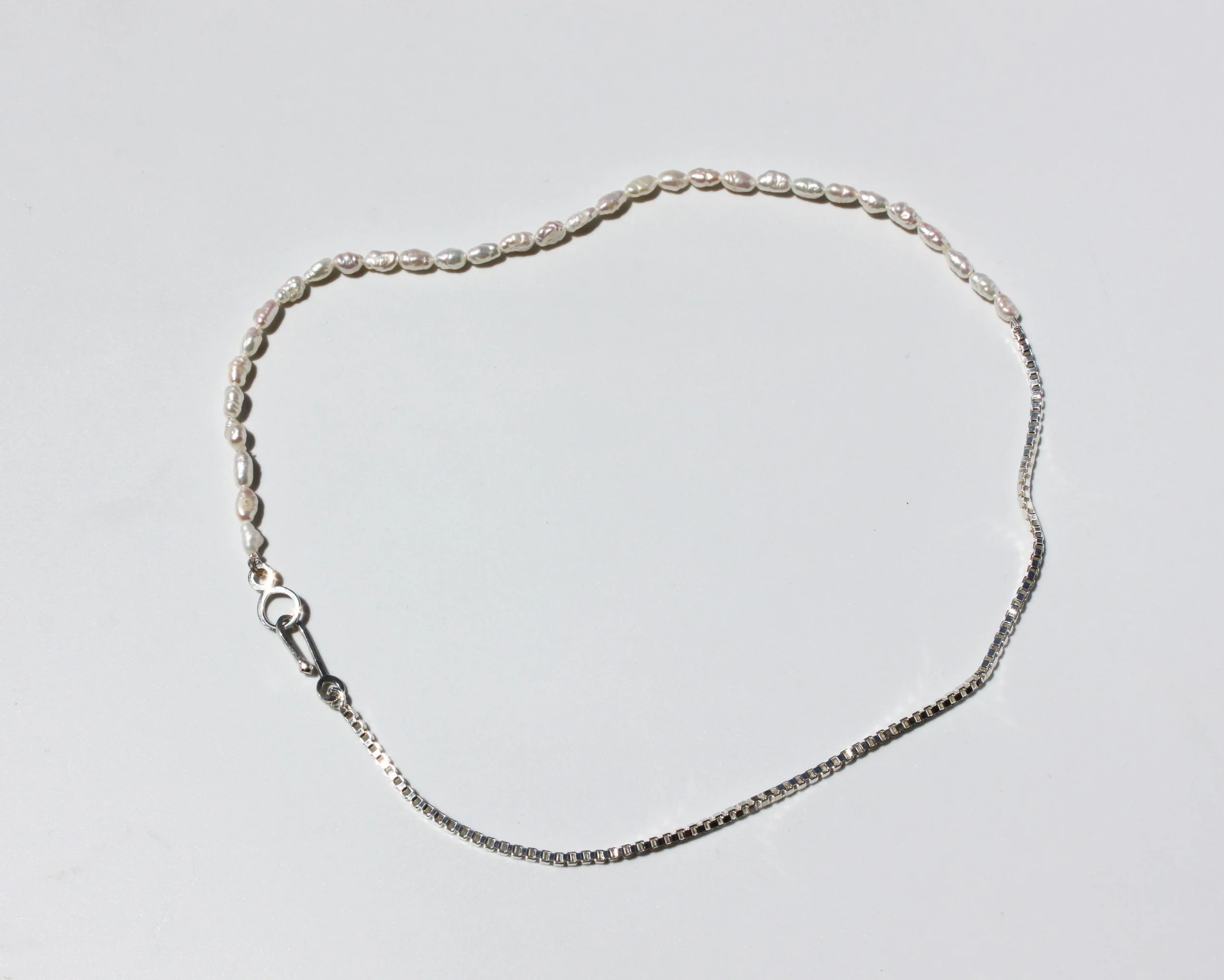 Pearl & Chain Necklace on white - landscape - HoH - .jpg