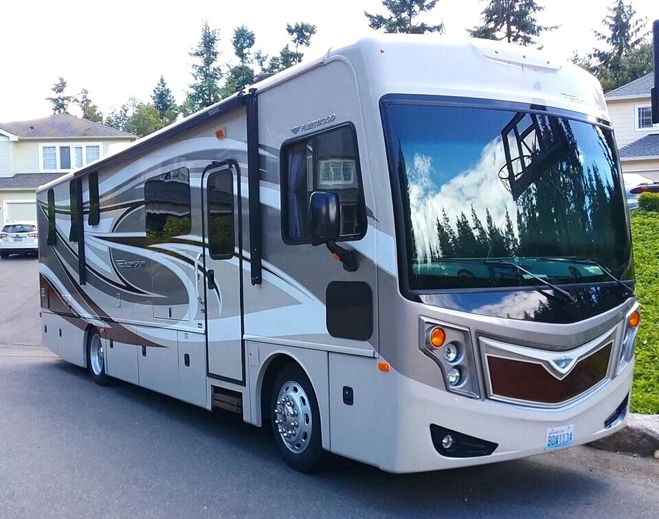 RV - RECREATIONAL VEHICLE