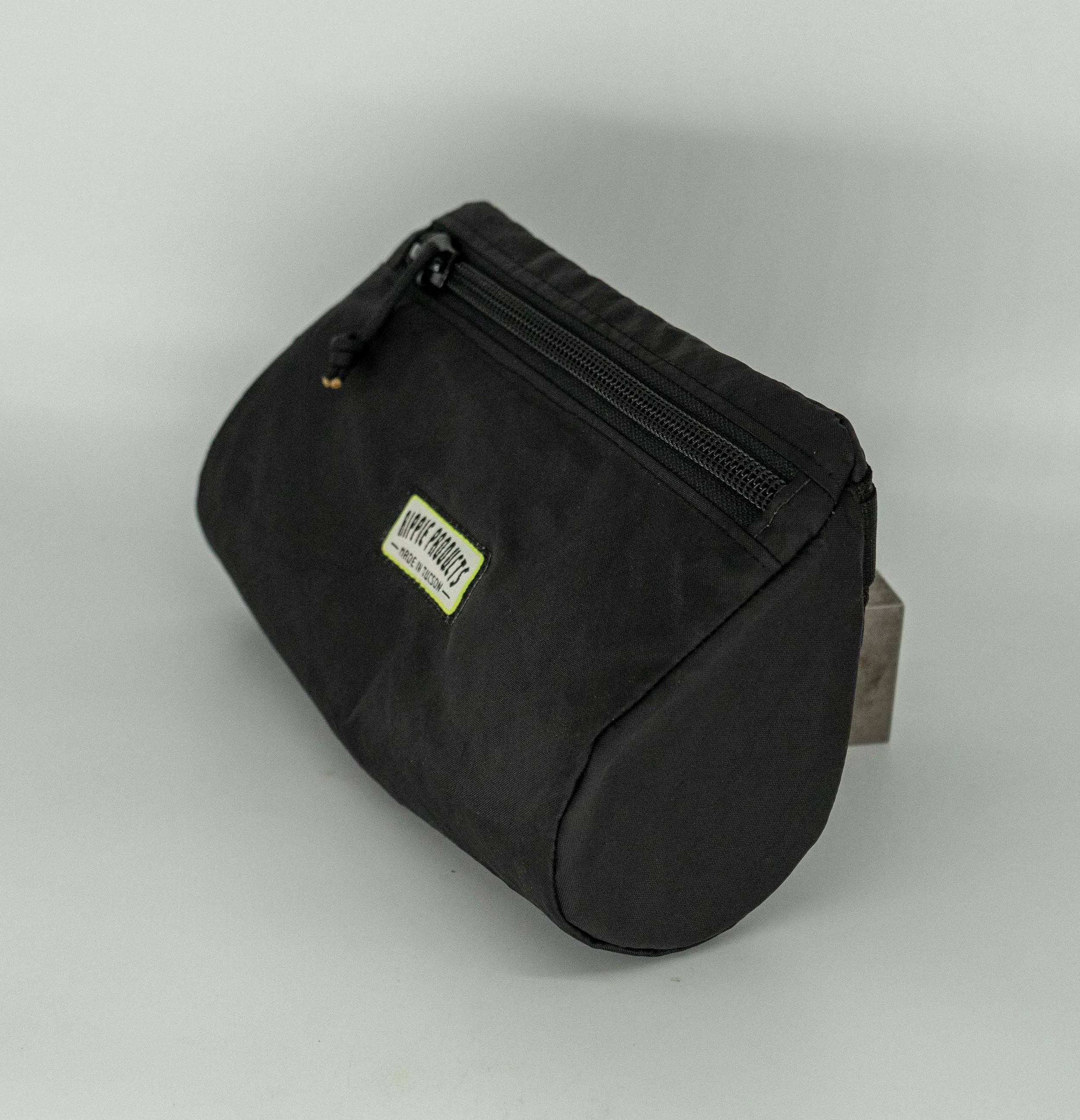 BLACK TEARDROP copy.jpg