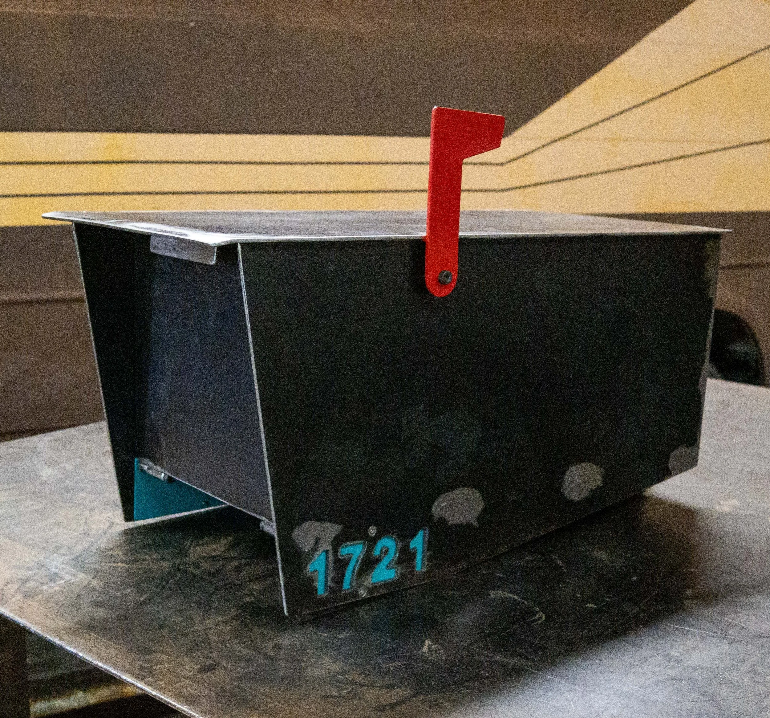 mailbox2 copy.jpg
