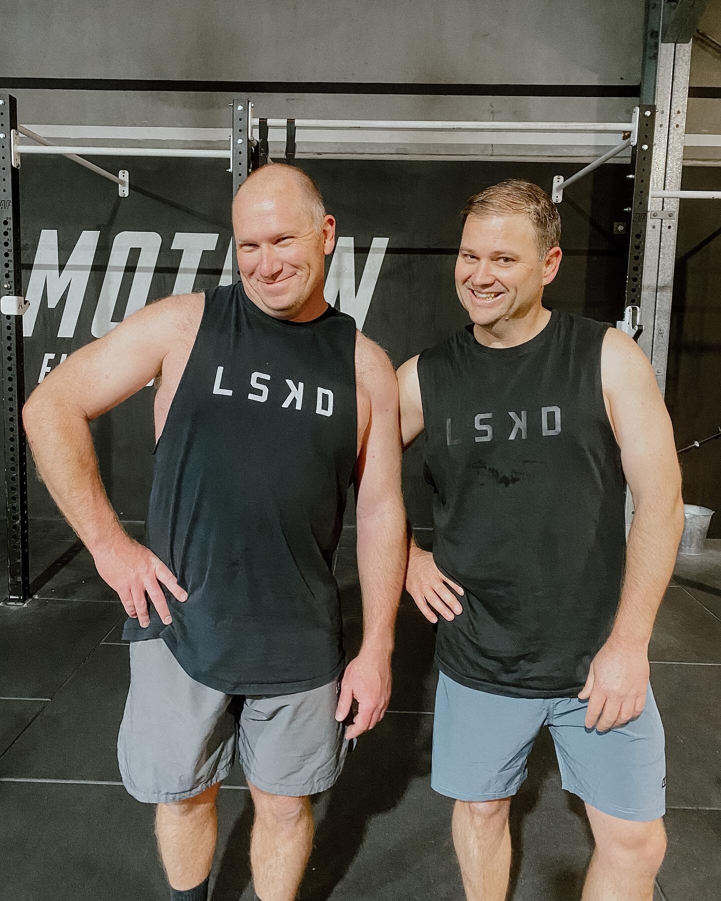 &ldquo;What are you wearing to the gym in the morning?&rdquo;
&ldquo;I think my LSKD shirt, shorts + Metcons&rdquo;
&ldquo;Okay, that will be perfect for the partner workout!&rdquo; 📞