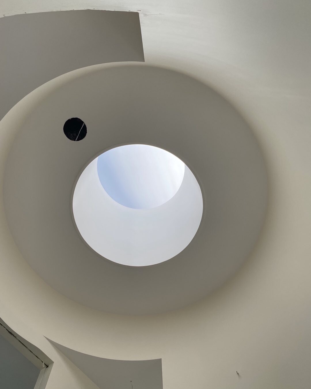 The dome light is installed 2m in diameter double skinned impact resistant the effect is stunning. The shading in a half moon shape in the winter sun is captivating as it rotates with the time of day. #architects #australianarchitecture #art #artinar