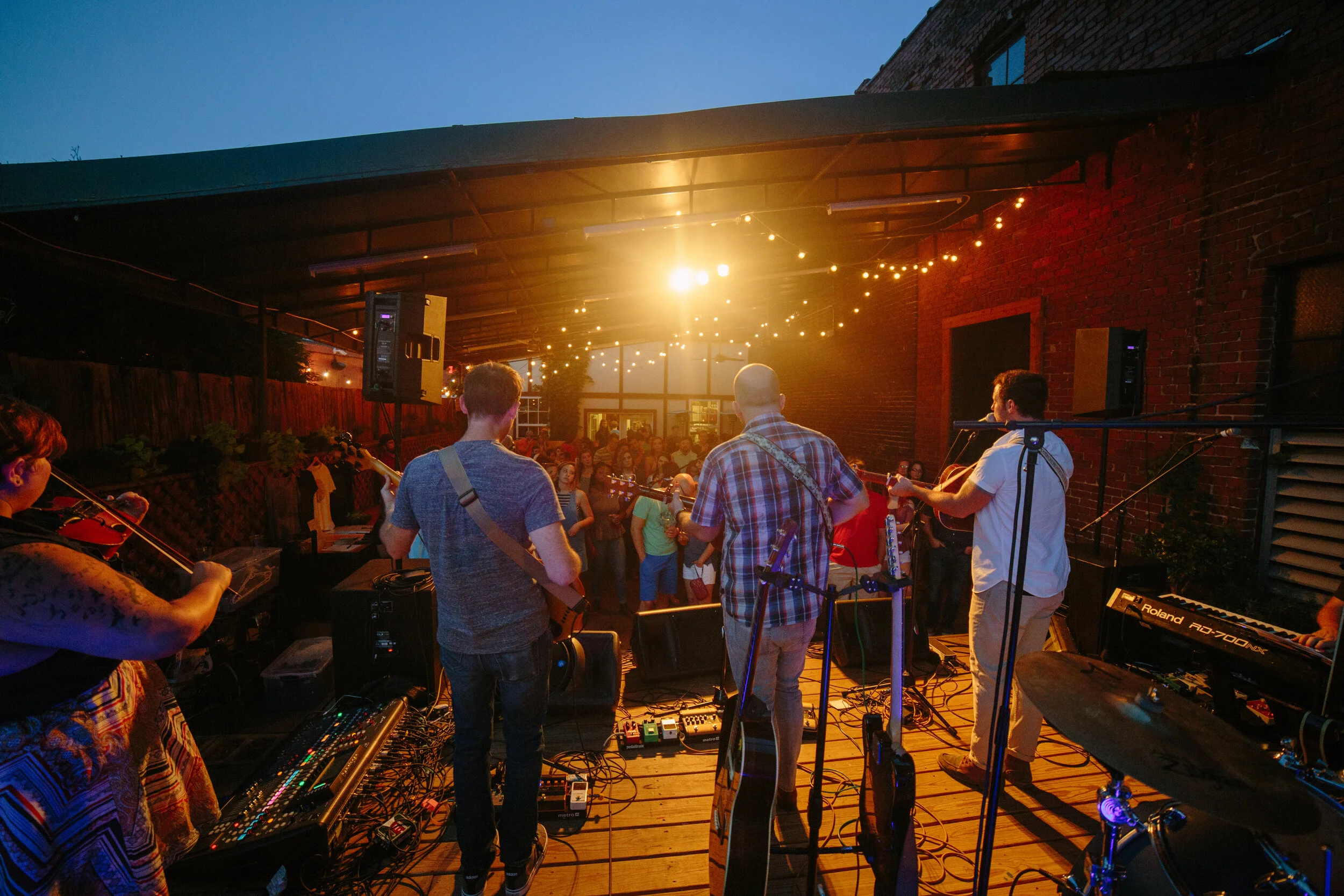 B&amp;R Music Podcast 22: Imagining The Return of Live Music