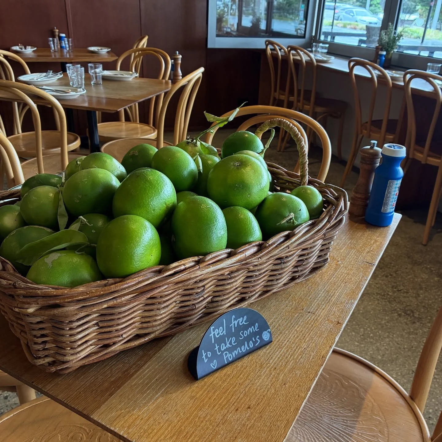 Juicy Pomelo&rsquo;s!🍋&zwj;🟩 
It&rsquo;s cosy inside- come &amp; see us for a hot pizza and grab a pomelo on your way out.